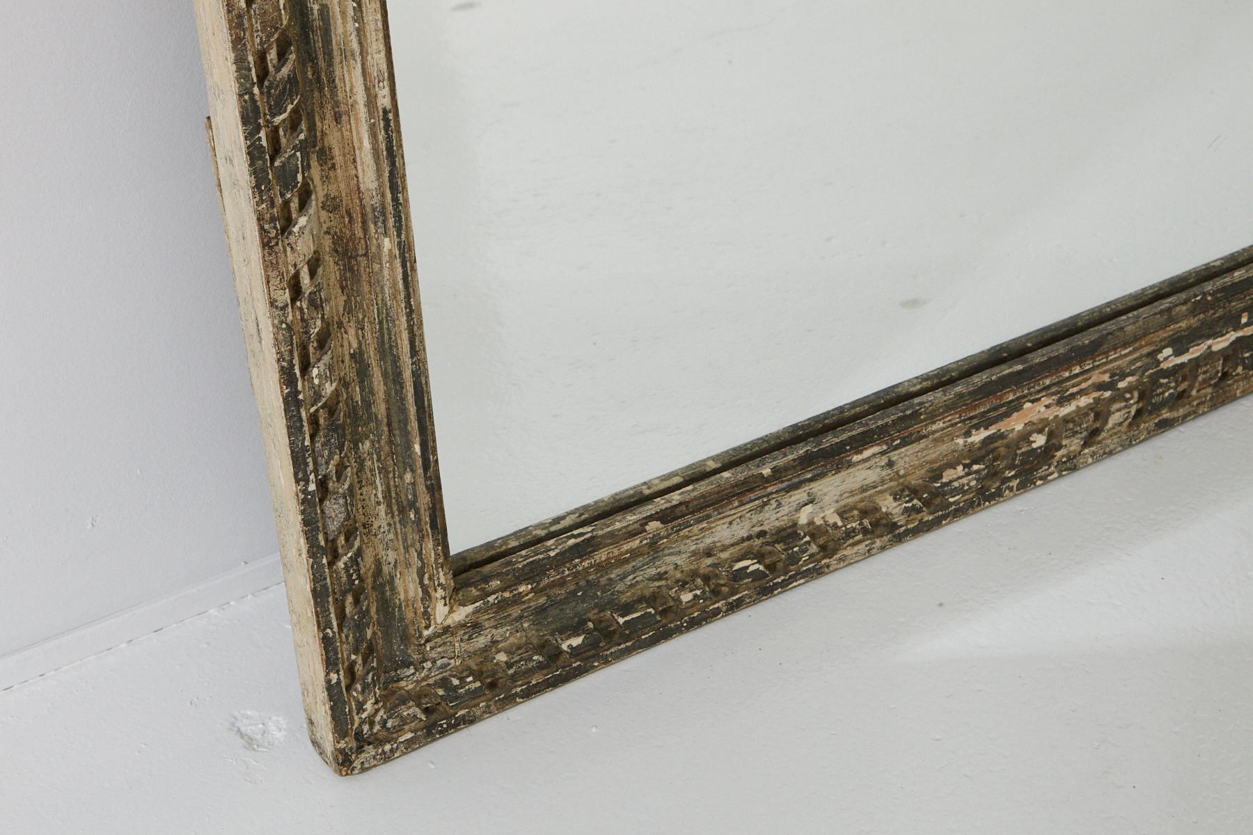 Louis XV Style Carved Wall Mirror with Distressed Finish, France, 19th Century In Good Condition In Pau, FR