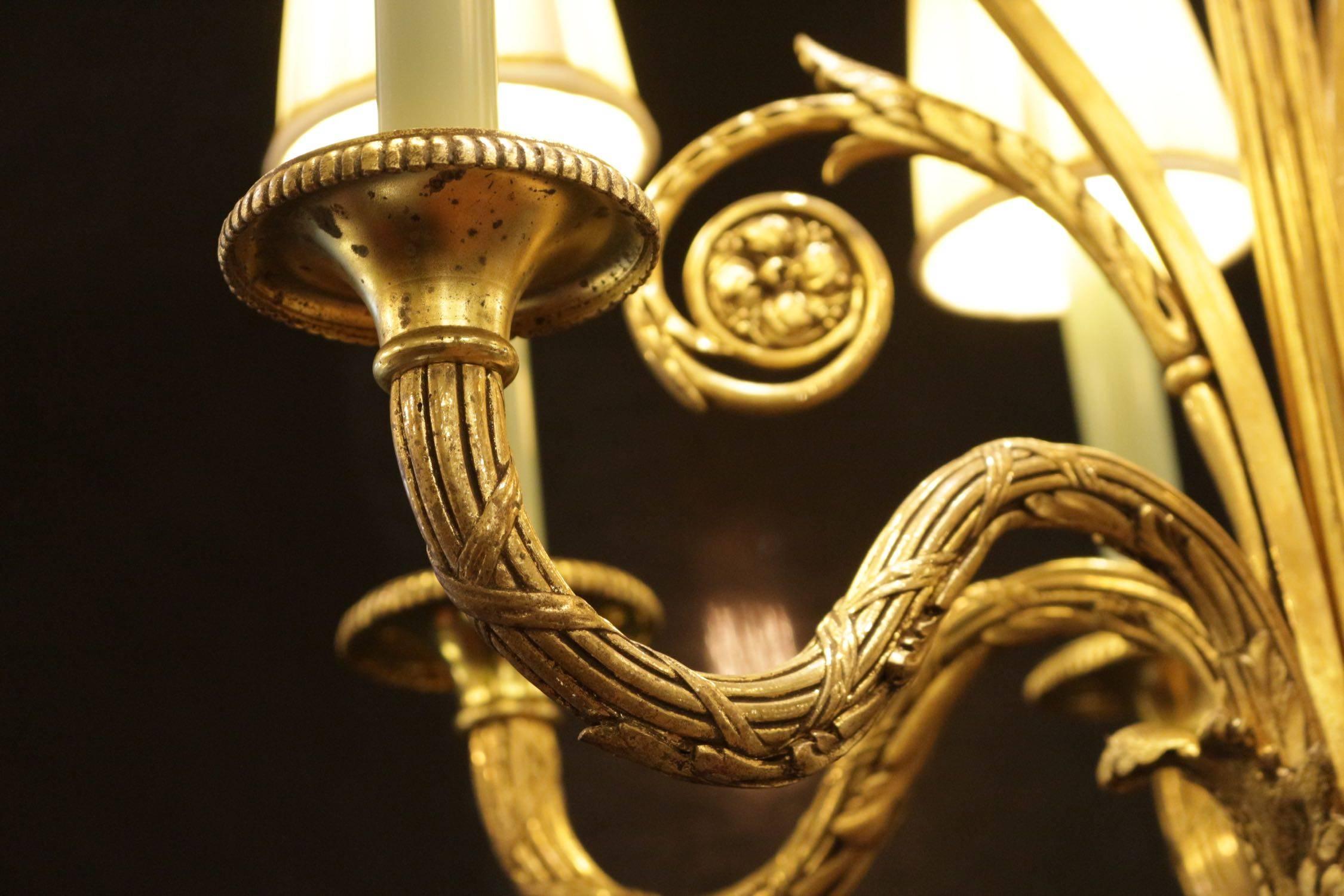 Late 19th Century Louis XV Style Chandelier in Gold Gilt Bronze with its Original Shades