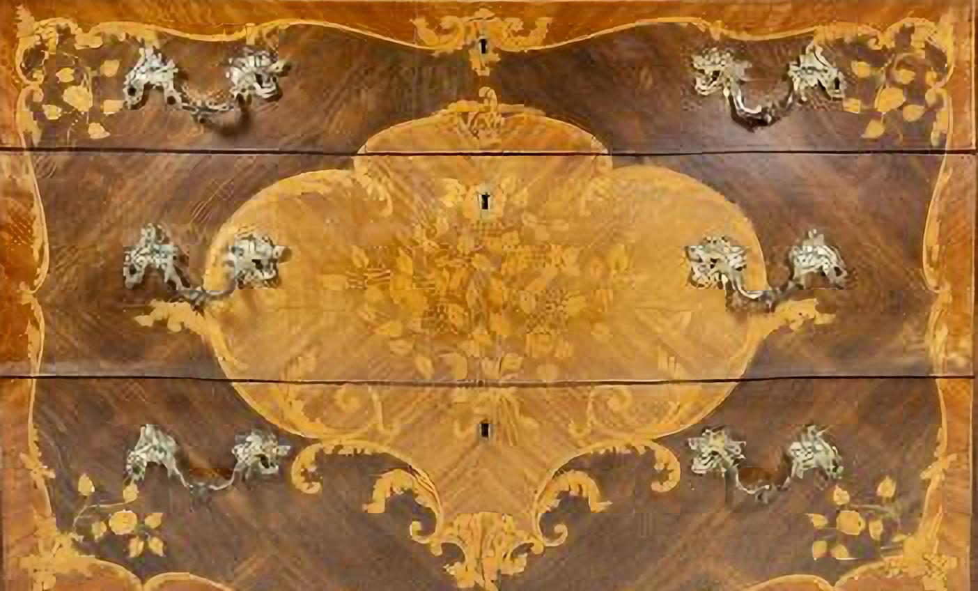 CASSETTIERA IN STILE LOUIS XV Portoghese, XIX secolo

Realizzato in vari tipi di legno, con tre grandi cassetti.
Scatola bombata nella parte anteriore e nei lati.
Hardware e applicazioni in metallo dorato.
Piano in marmo.
Piccoli difetti e vecchio