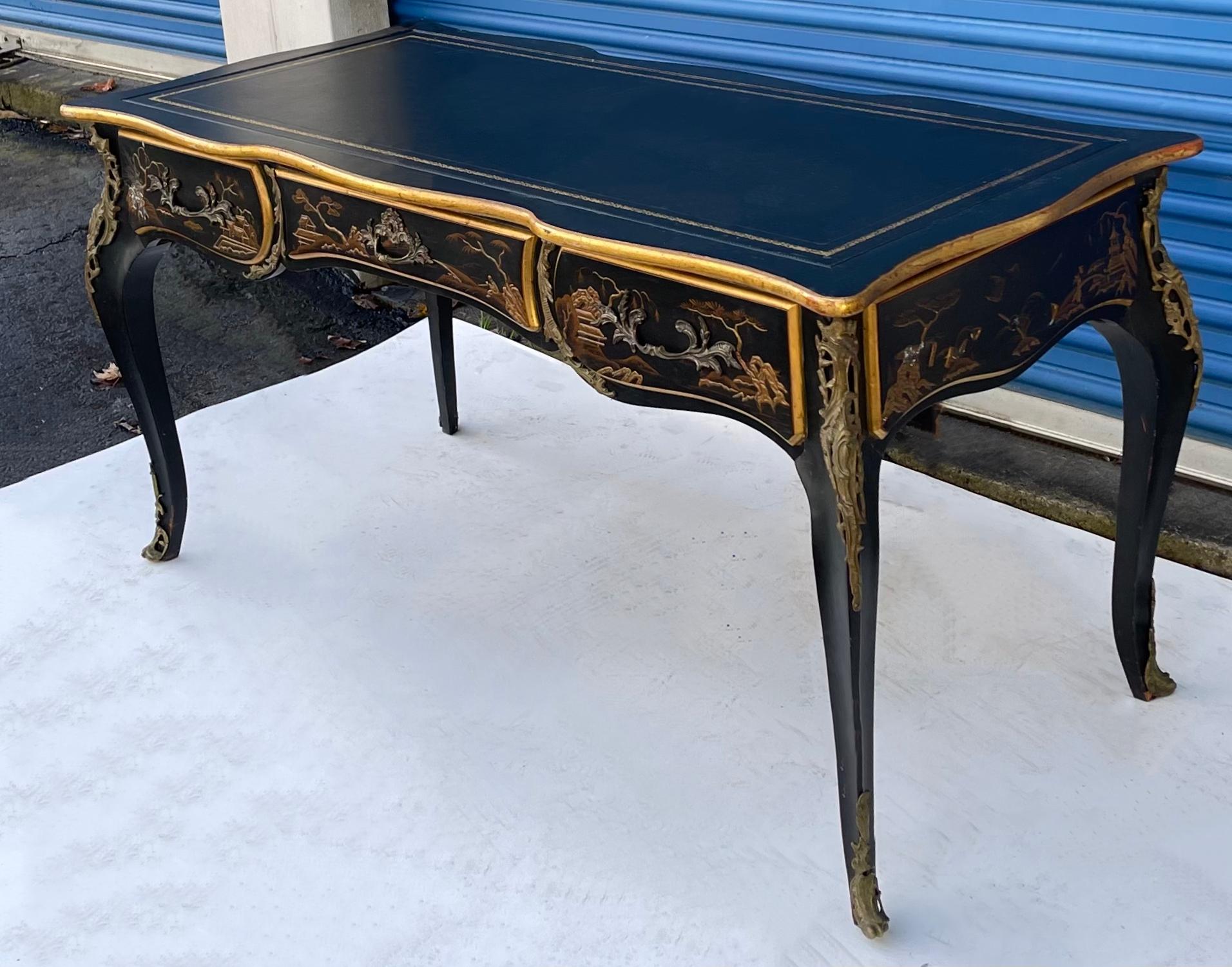 Louis XV Style Chinoiserie and Gilt Bronze Bureau Plat Leather Top Desk In Good Condition In Kennesaw, GA
