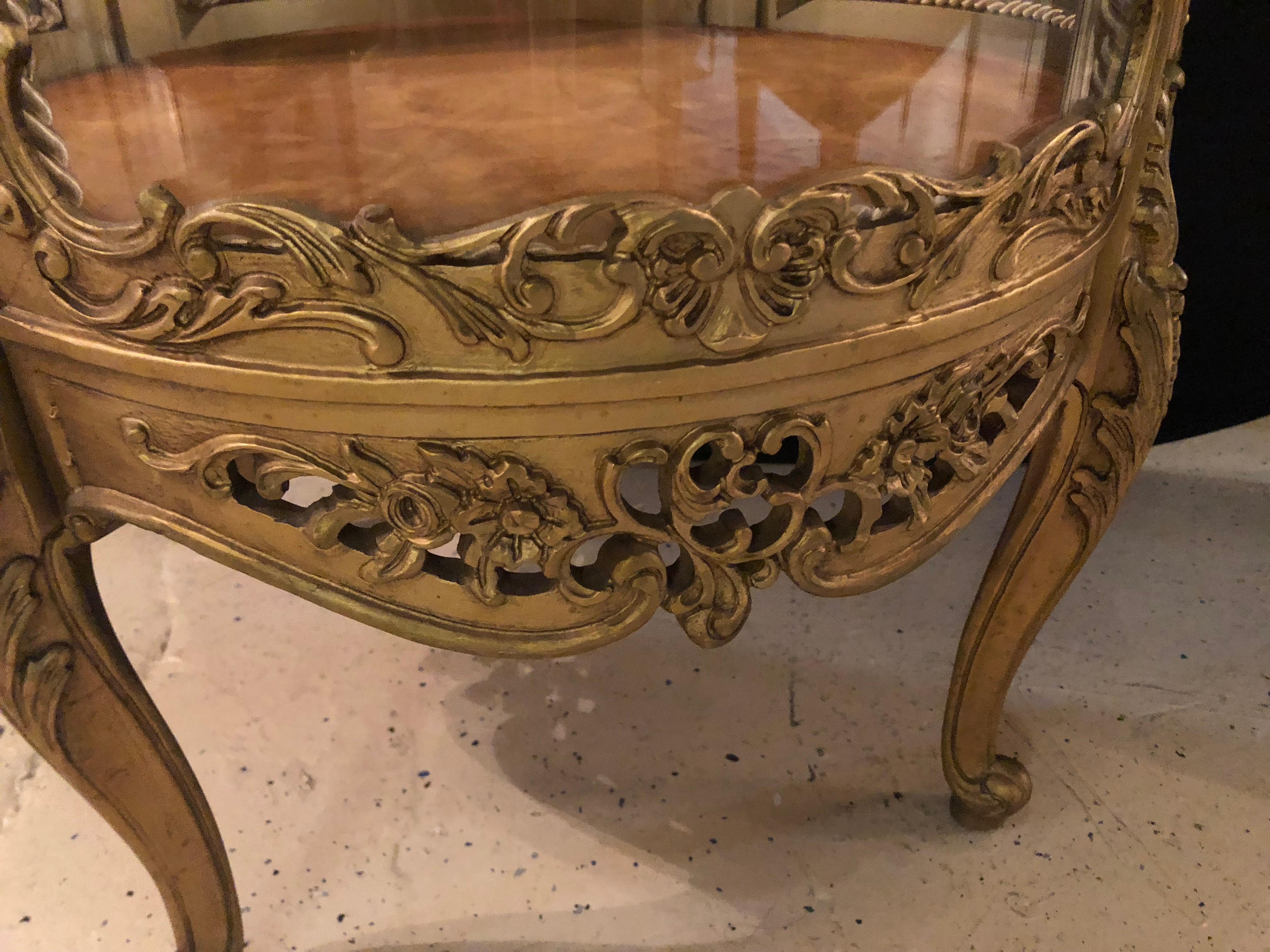 Louis XV Style Circular Giltwood Lighted Curio Vitrine Showcase 3