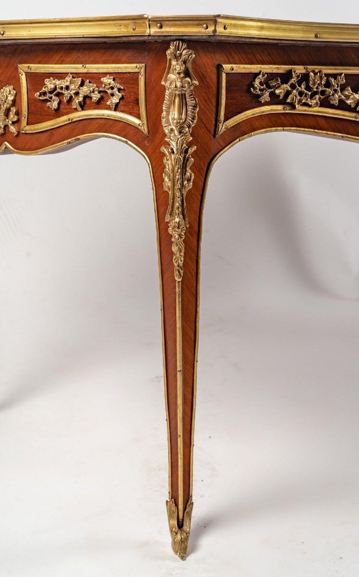 Louis XV Style Coffee Table of the XIXth Century in Marquetry and Gilt Bronze 1