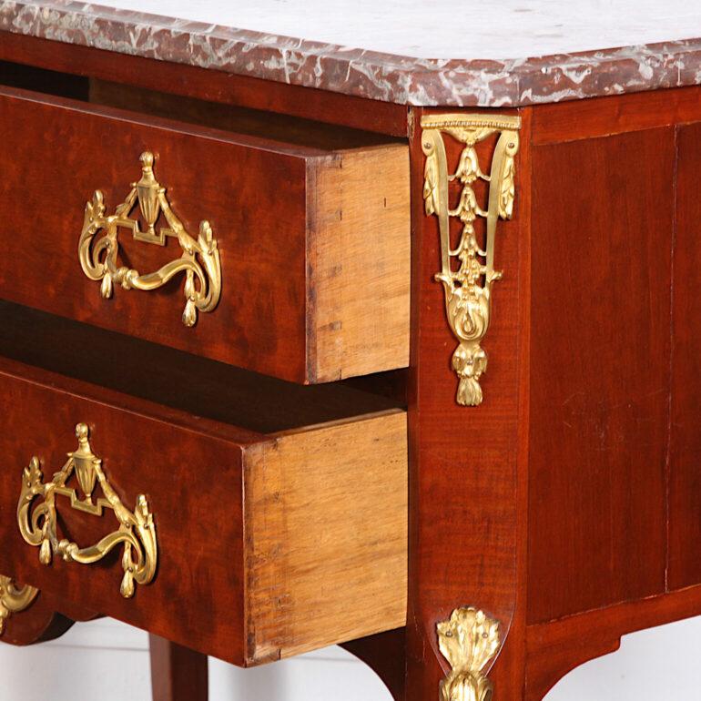 20th Century Louis XV Style Commode For Sale