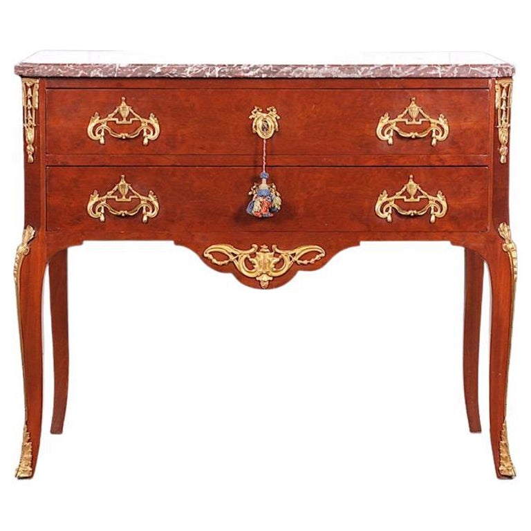 Louis XV Style Commode For Sale at 1stDibs