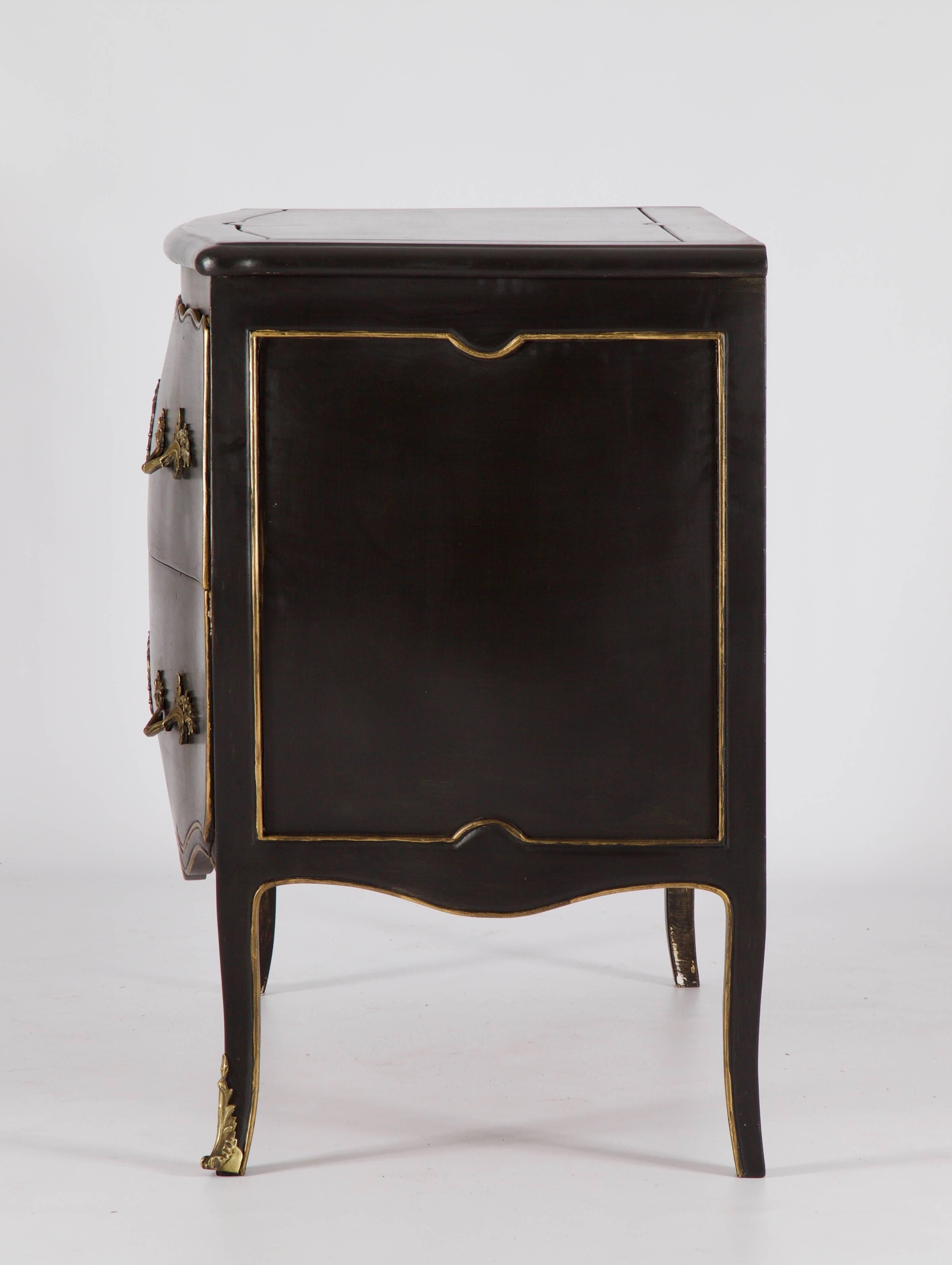 Louis XV Style Commode In Excellent Condition In London, Park Royal