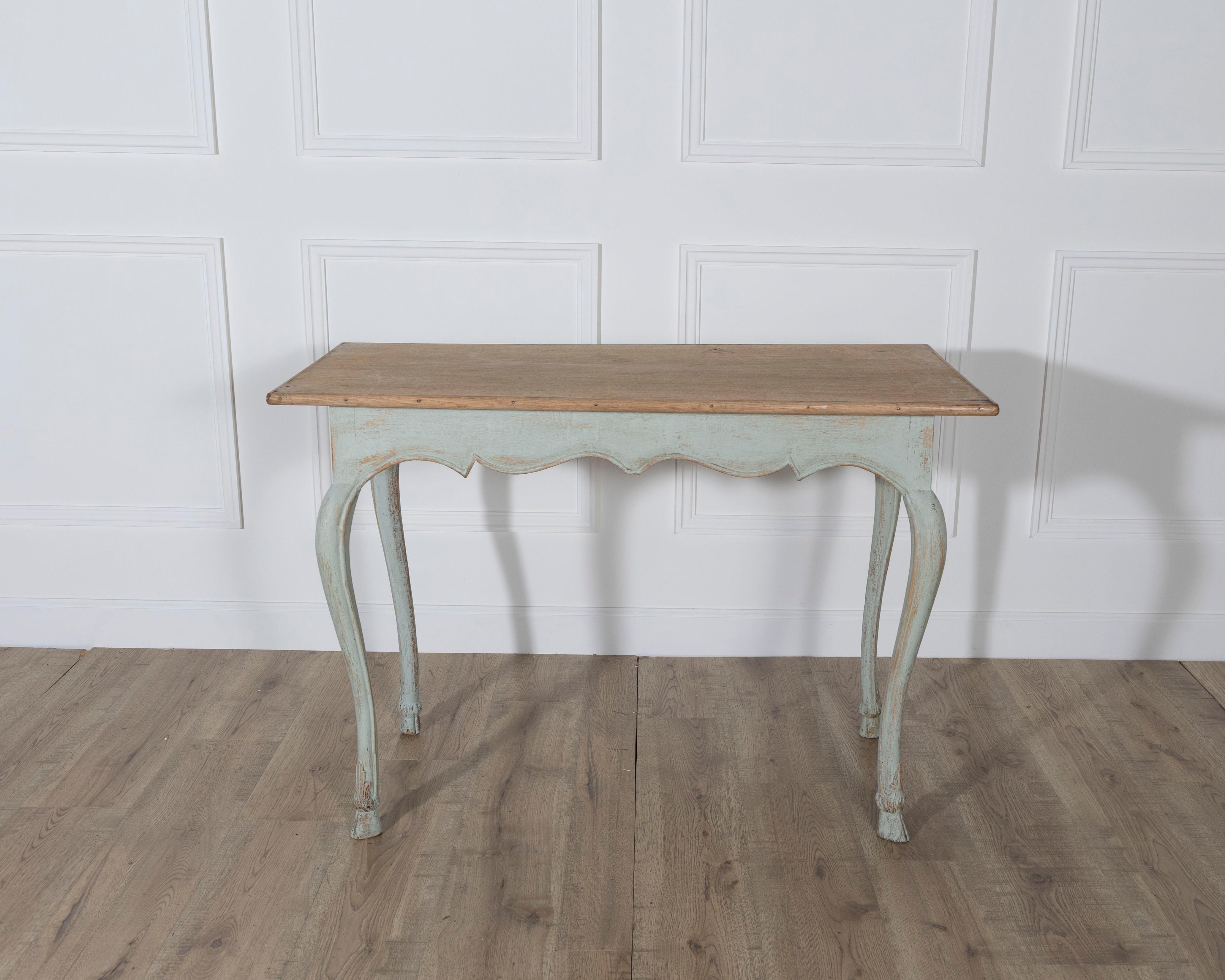 Louis XV Style Console Table From The 19th Century In Good Condition For Sale In Atlanta, GA
