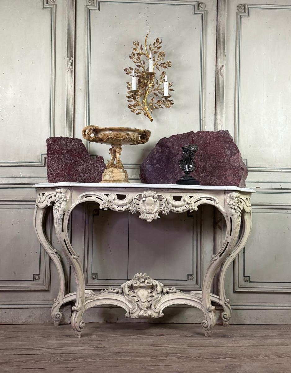 Louis XV style console table with beige patina, Carrara marble, circa 1880 For Sale 5