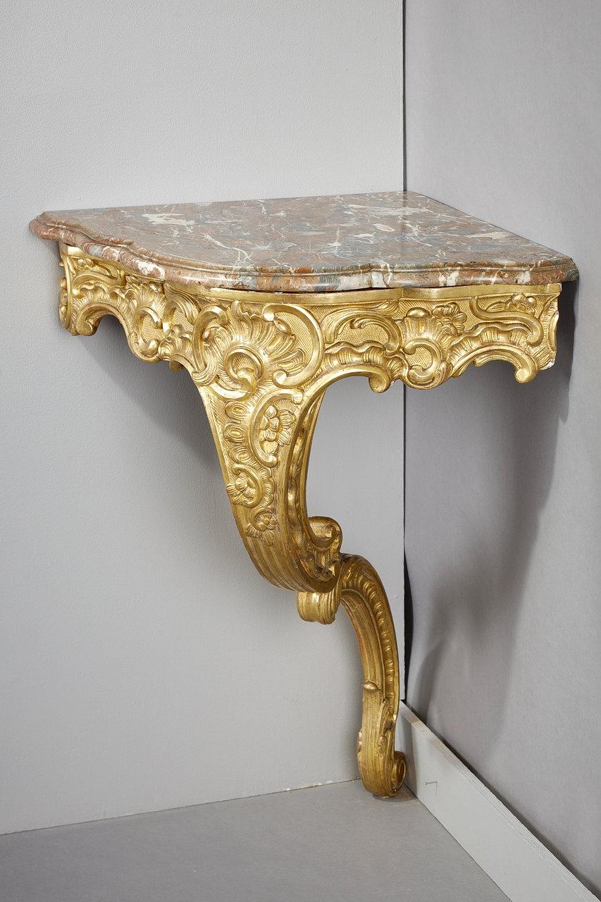 French Louis XV style corner console in gilded wood and Breche marble top, 19th century For Sale