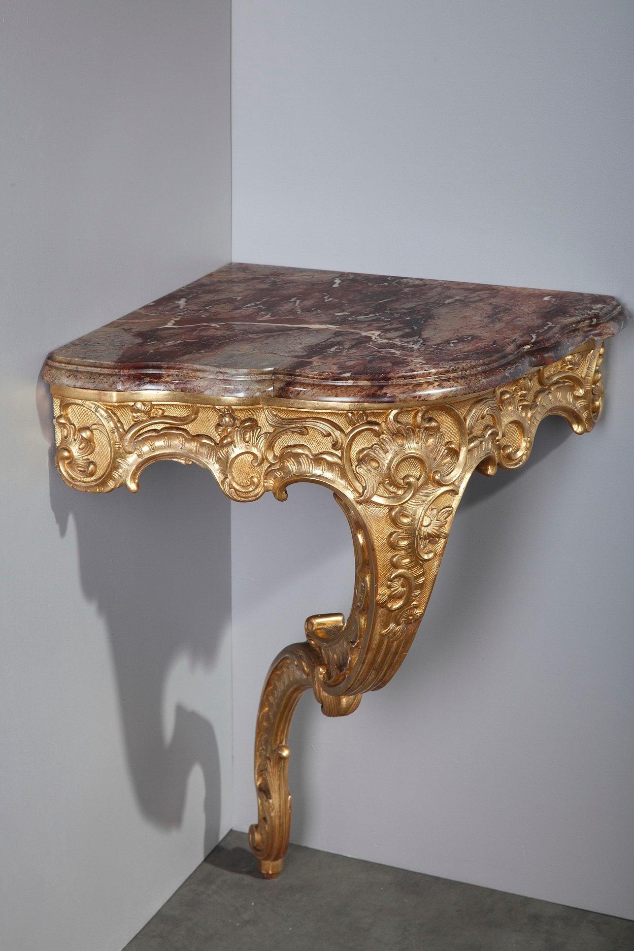 Louis XV Style Corner Consoles, Set of 2 In Good Condition For Sale In Paris, FR