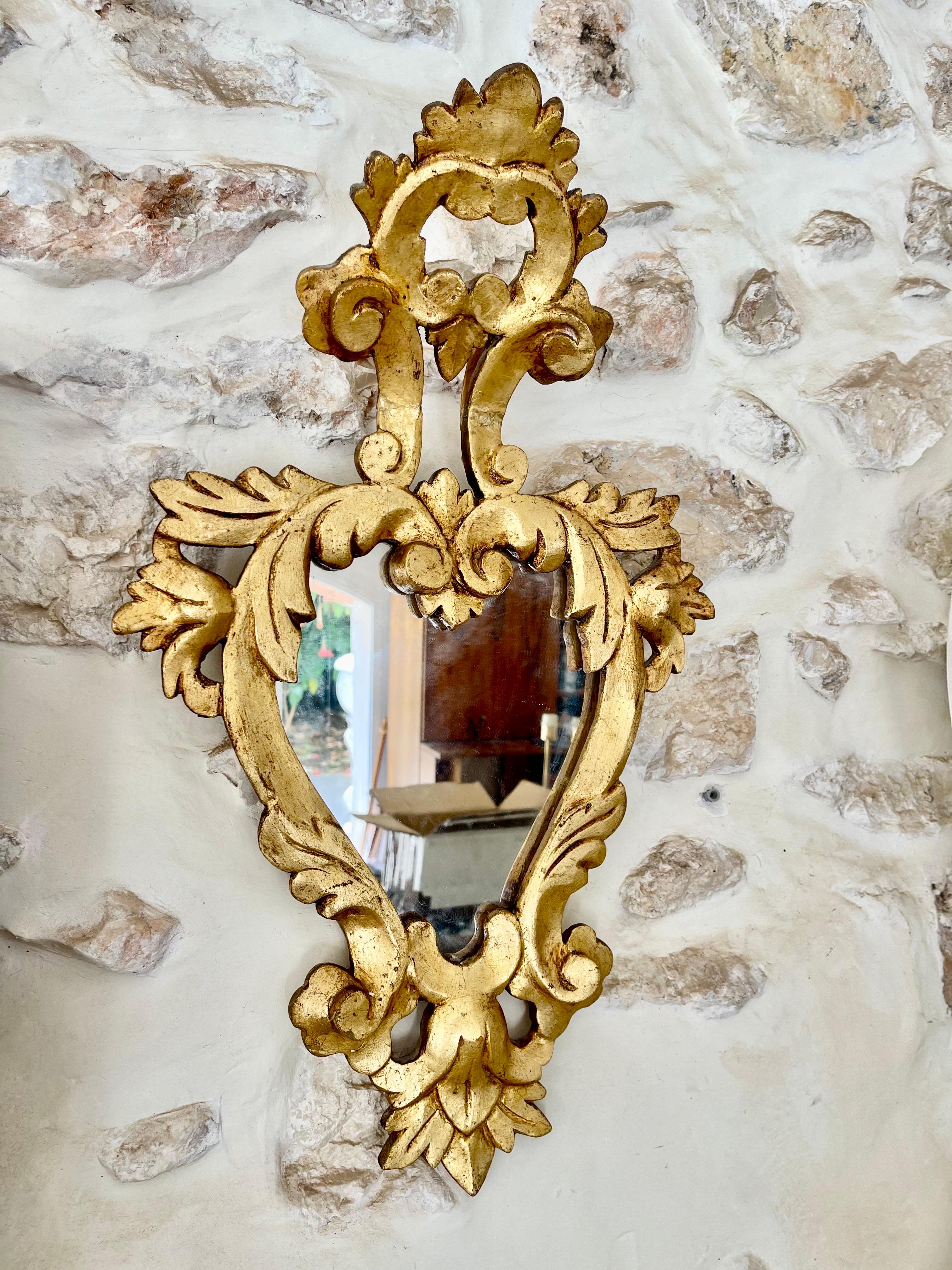 Louis XV style cornucopia mirror in wood and gilding, Spain 1950s Bon état - En vente à La xara, VC