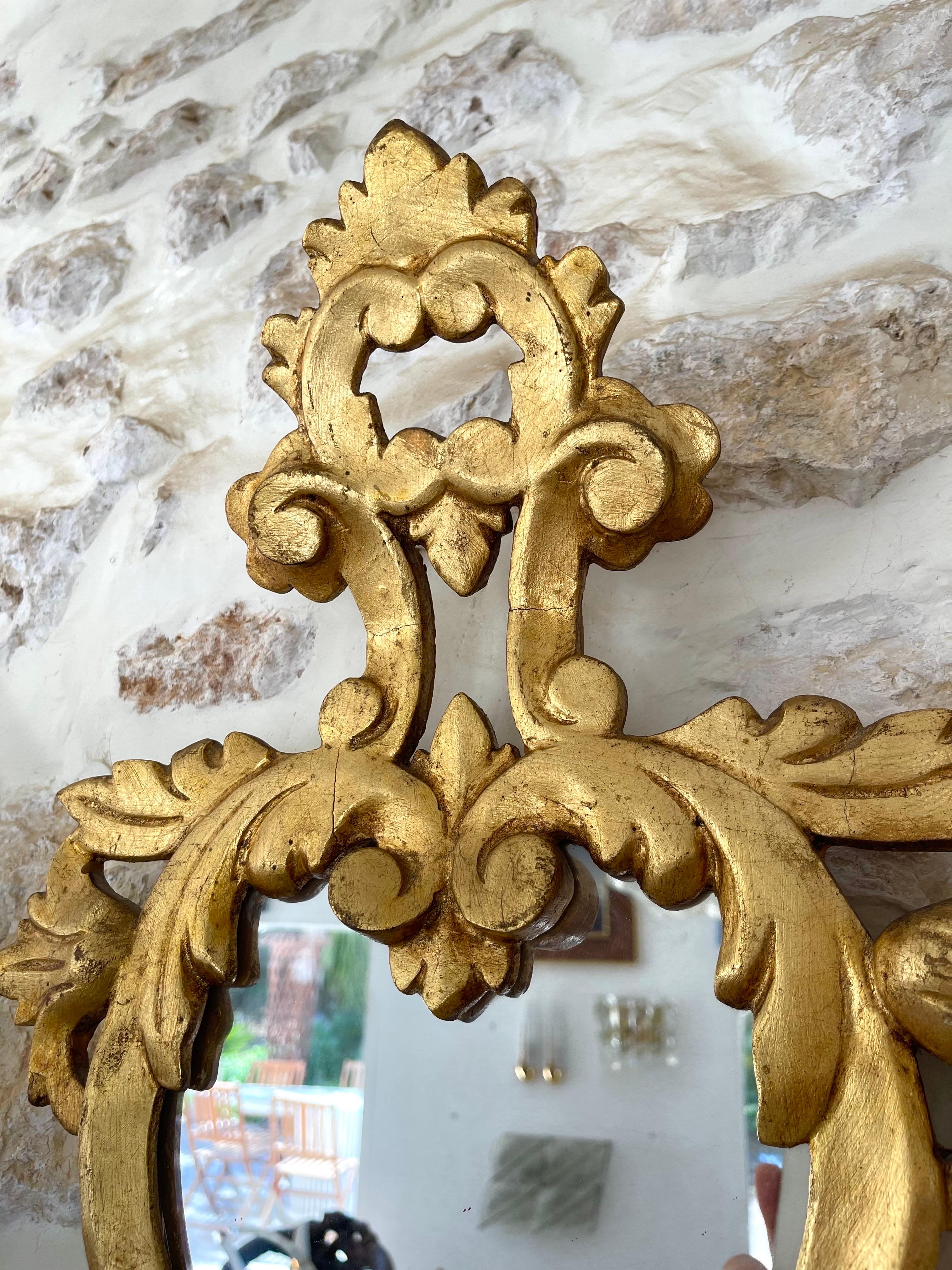 Louis XV style cornucopia mirror in wood and gilding, Spain 1950s en vente 1