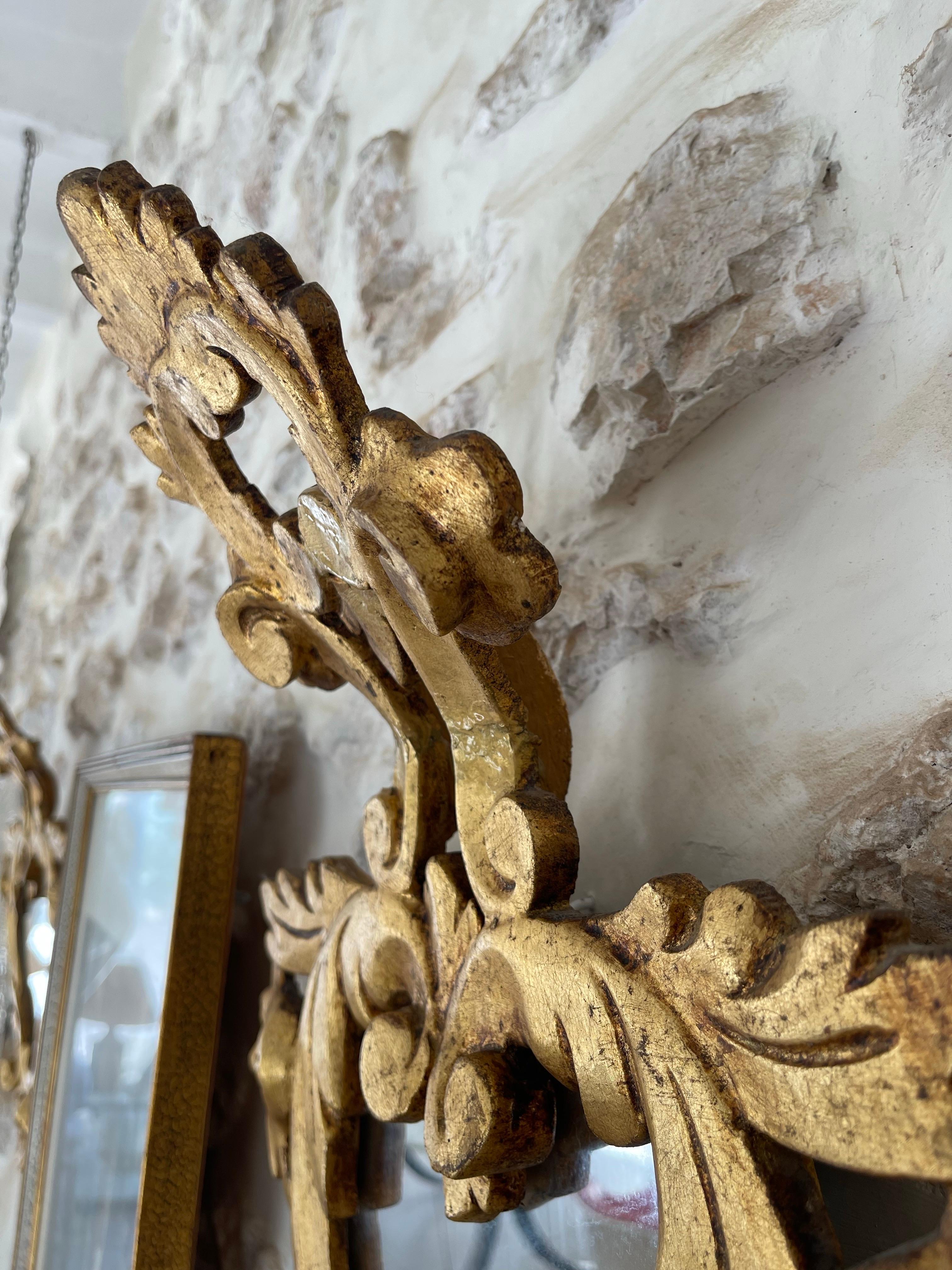Louis XV style cornucopia mirror in wood and gilding, Spain 1950s en vente 3
