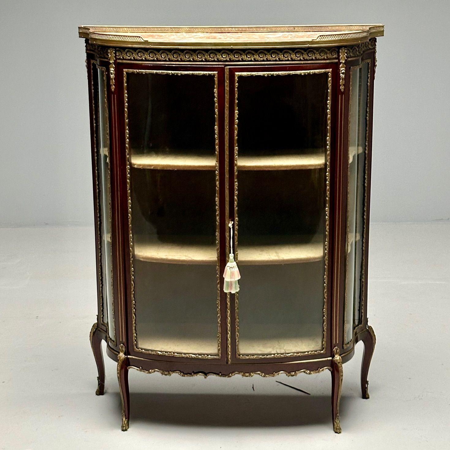 French Louis XV Style, Curio Cabinet, Mahogany, Bronze, Glass, France, 1910s For Sale