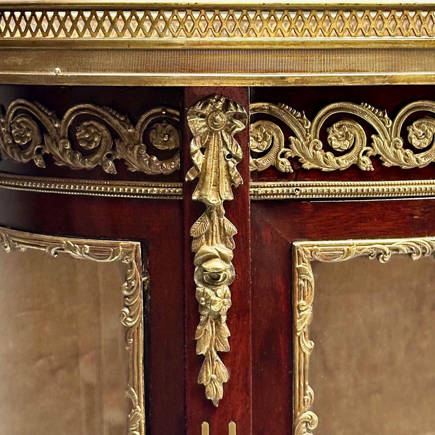 20th Century Louis XV Style, Curio Cabinet, Mahogany, Bronze, Glass, France, 1910s For Sale