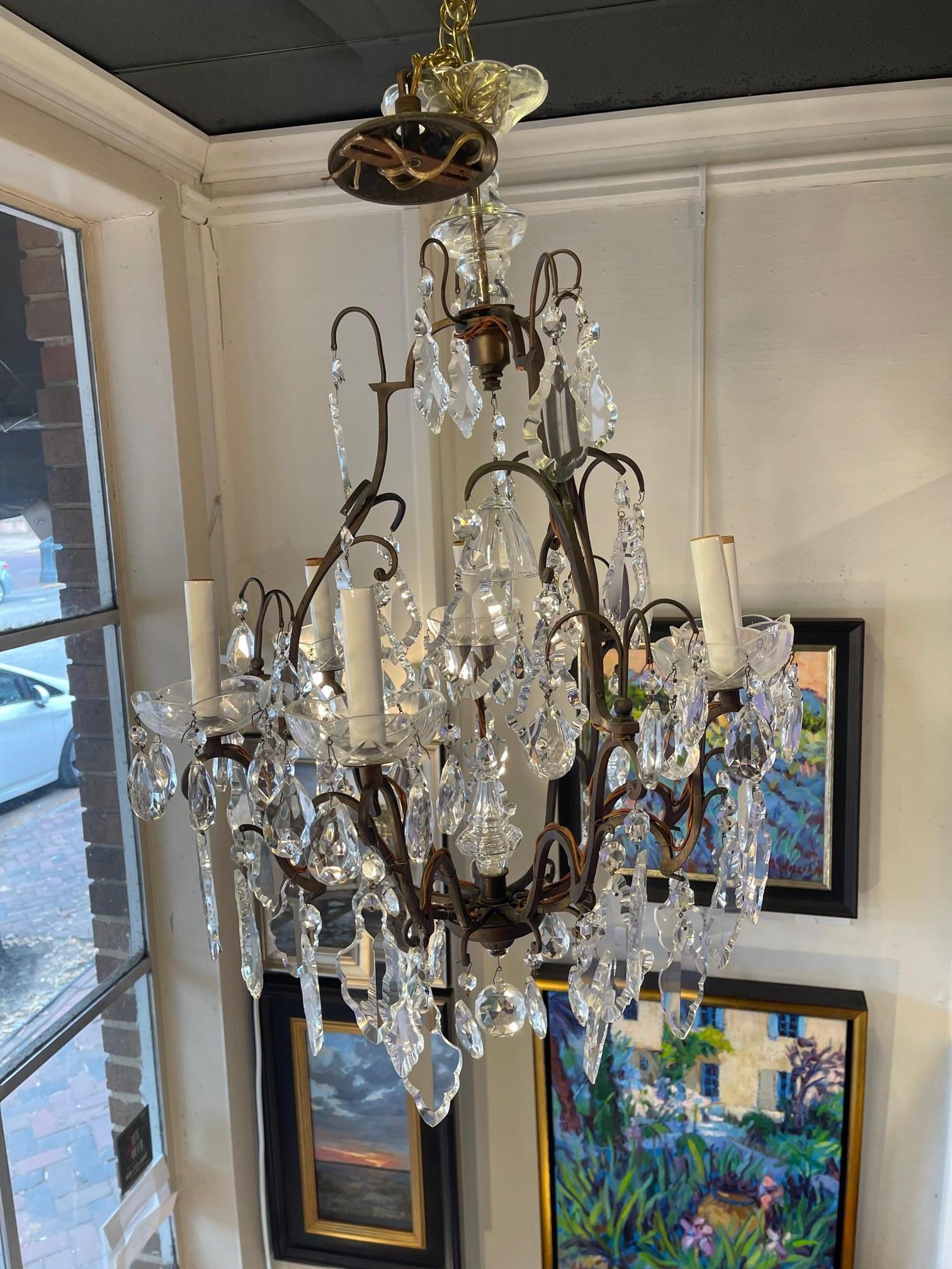 Louis XV Style Cut Glass and Gilt Metal Chandelier 19th/20th Century For Sale 2