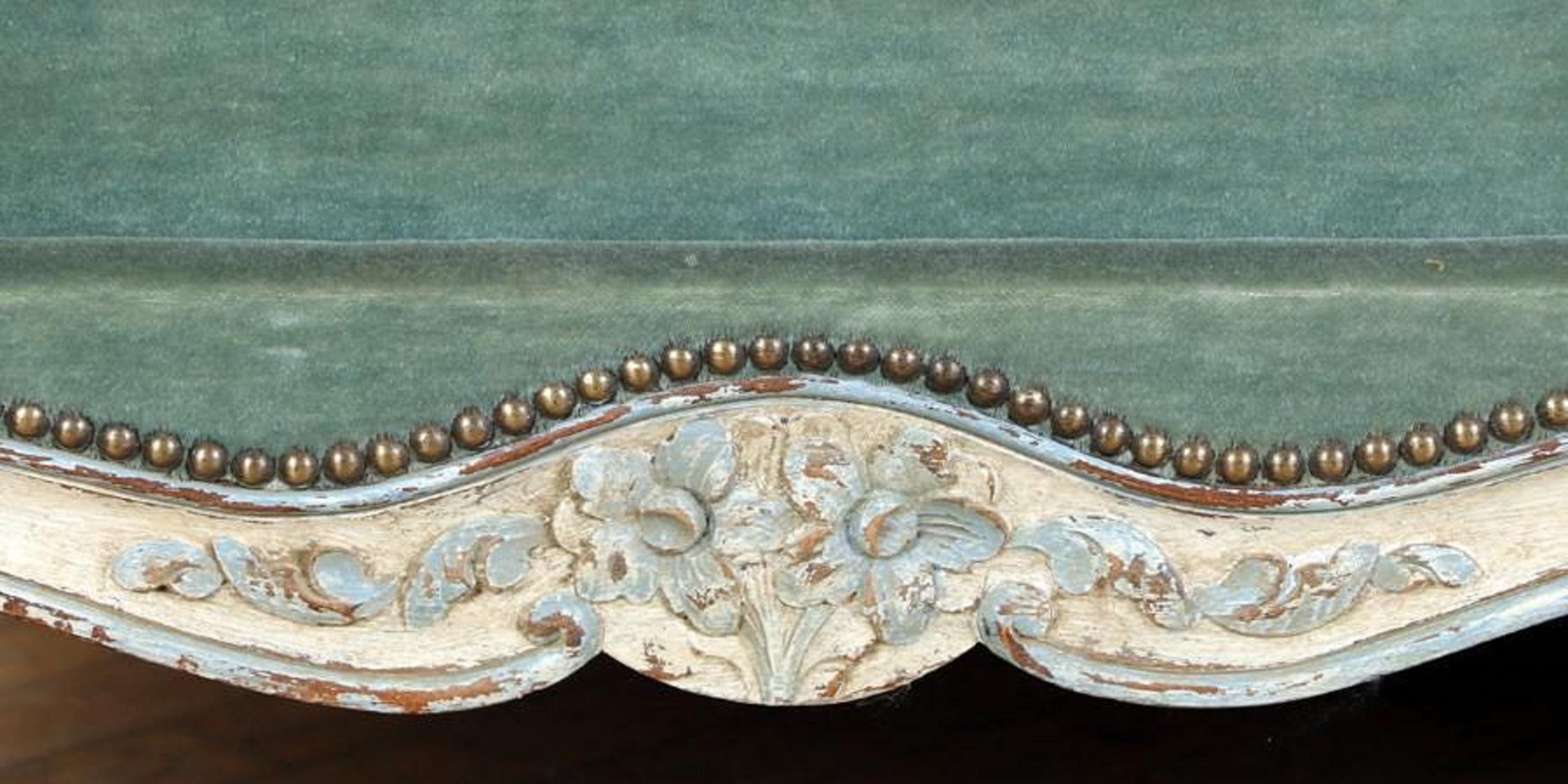 French Louis XV Style Daybed For Sale