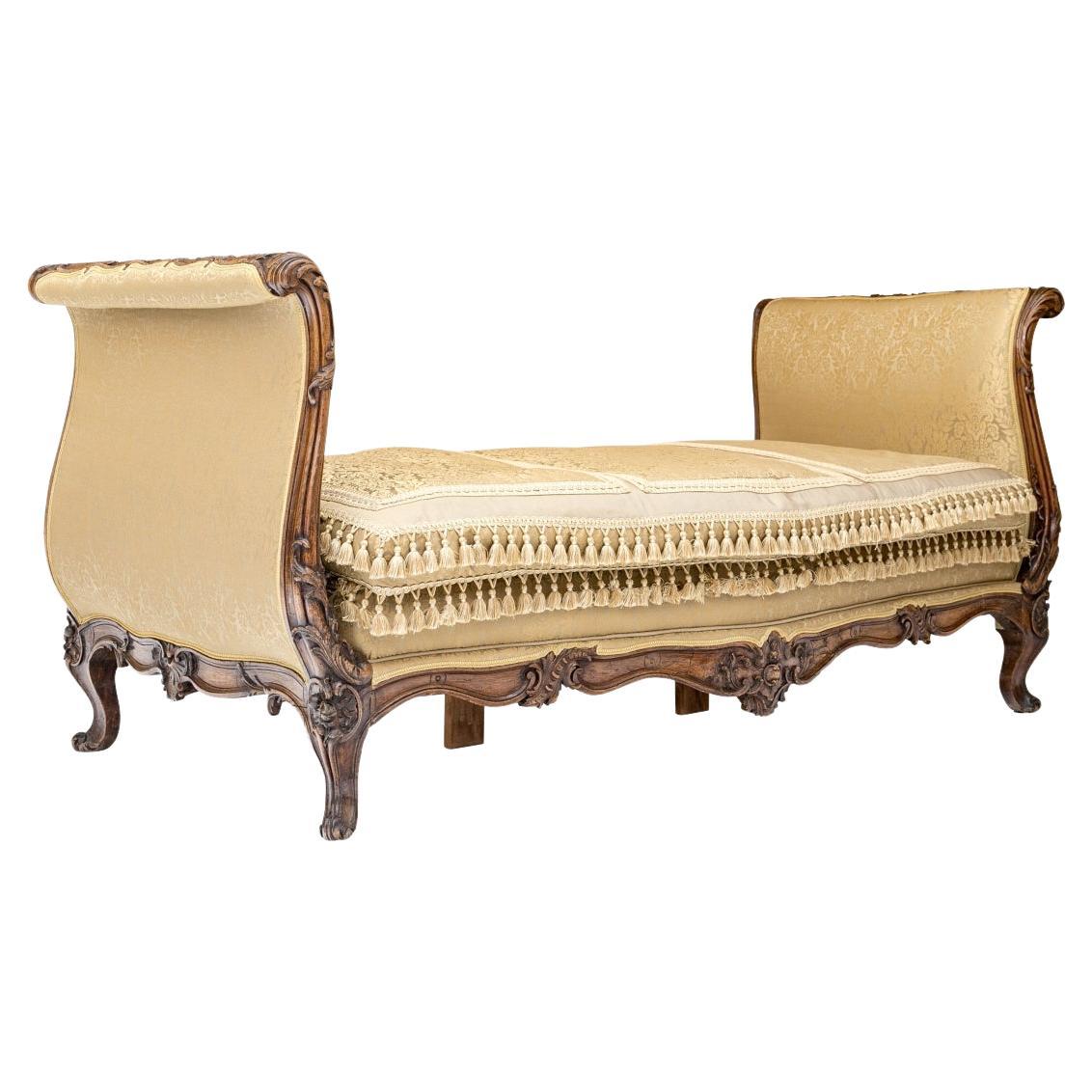 Louis XV Style Daybed With Bolsters & Accent Pillows
