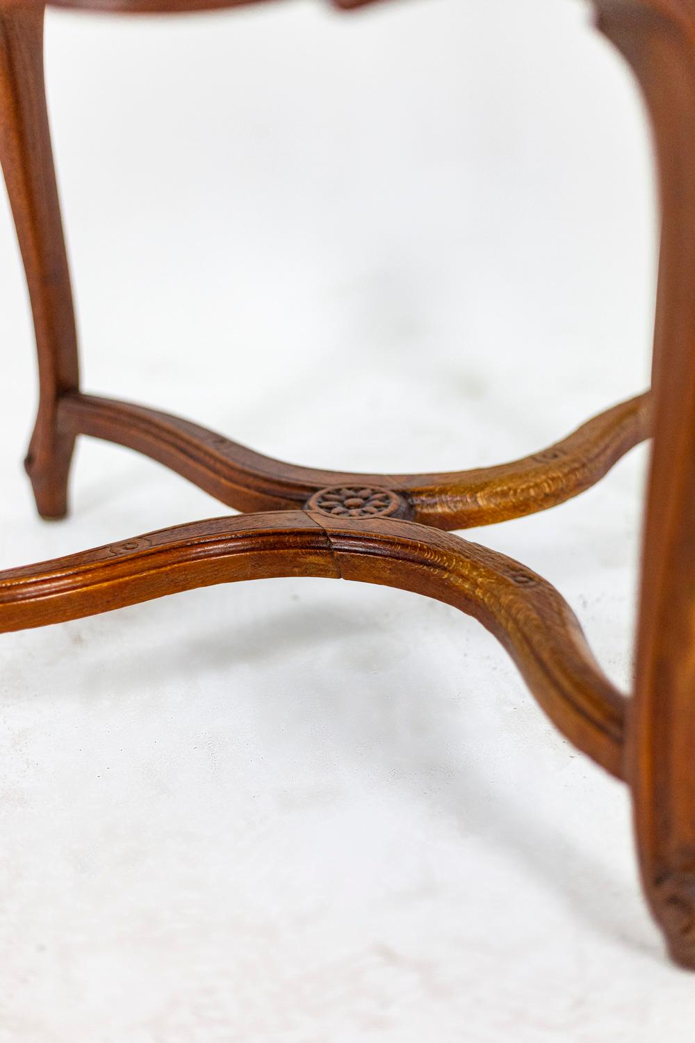 Louis XV Style Desk Chair in Beech, circa 1900s For Sale 1