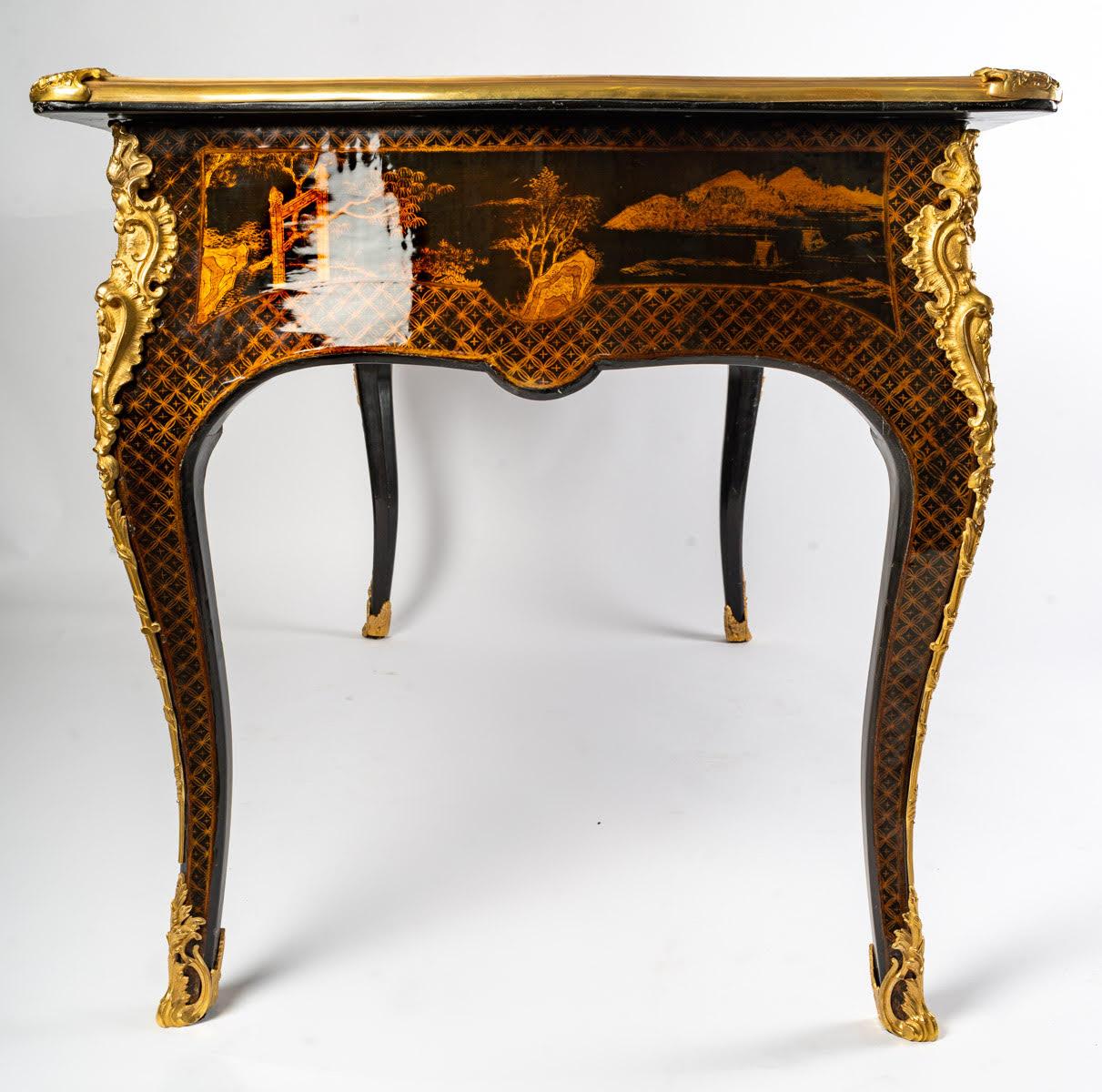 Louis XV Style Desk in Chinese Lacquer 3