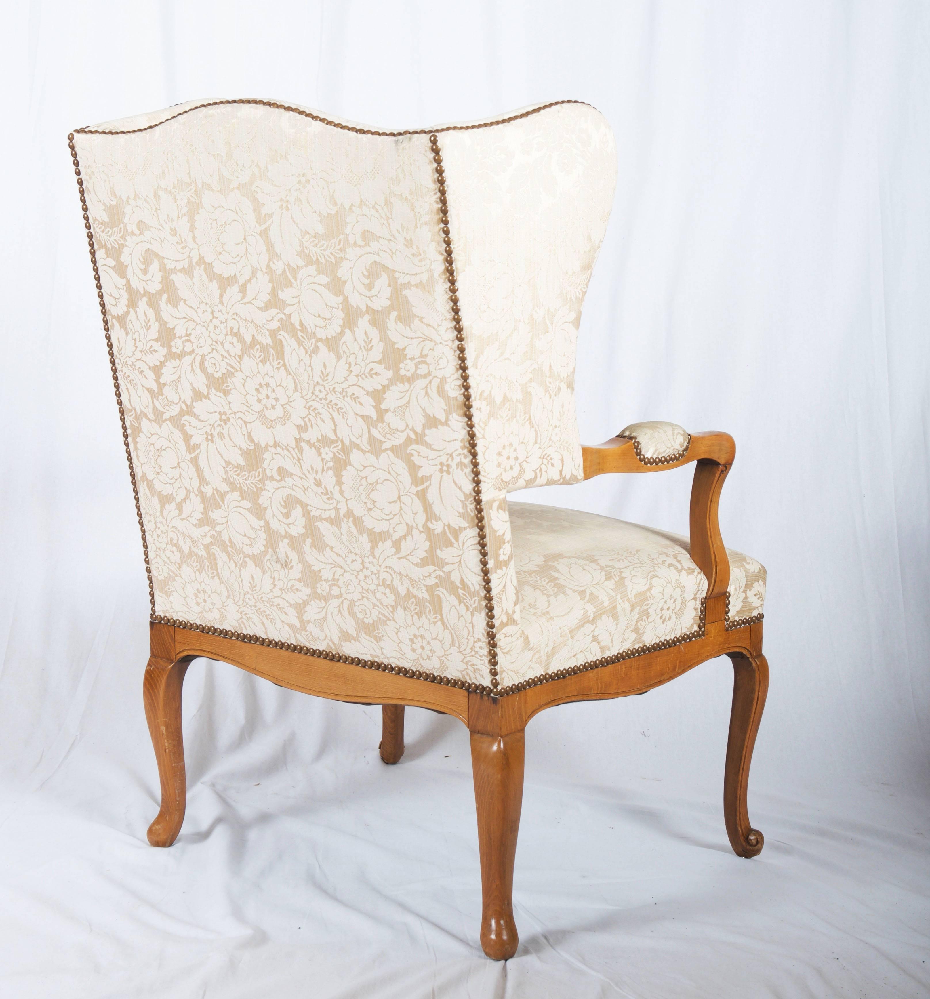 Louis XV Style Early 20th Century Wingback Chair In Excellent Condition For Sale In Vienna, AT