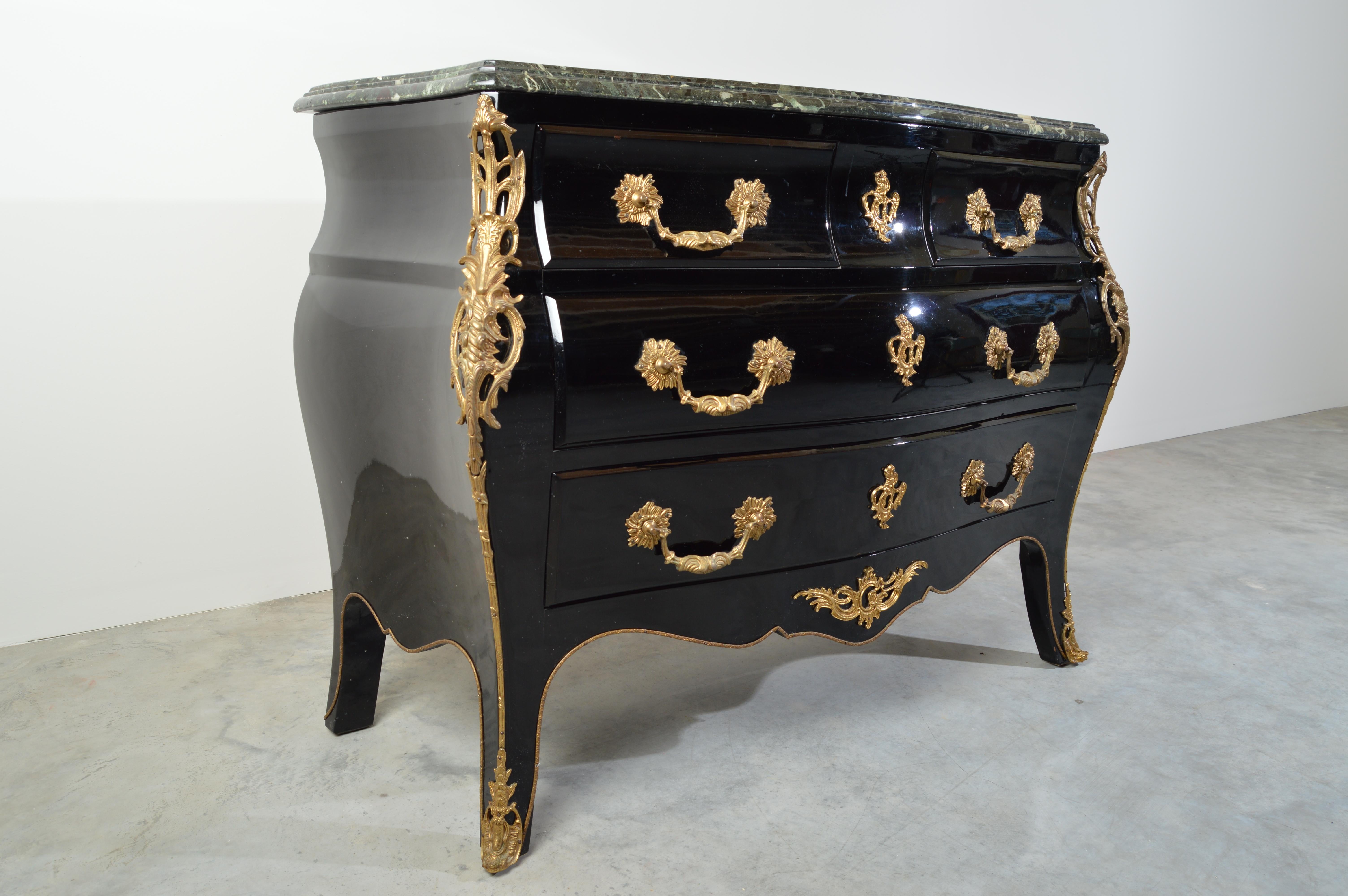 Louis XV Style Ebonized Marble Top Bombe Chest Commode Having Bronze Details In Good Condition In Southampton, NJ