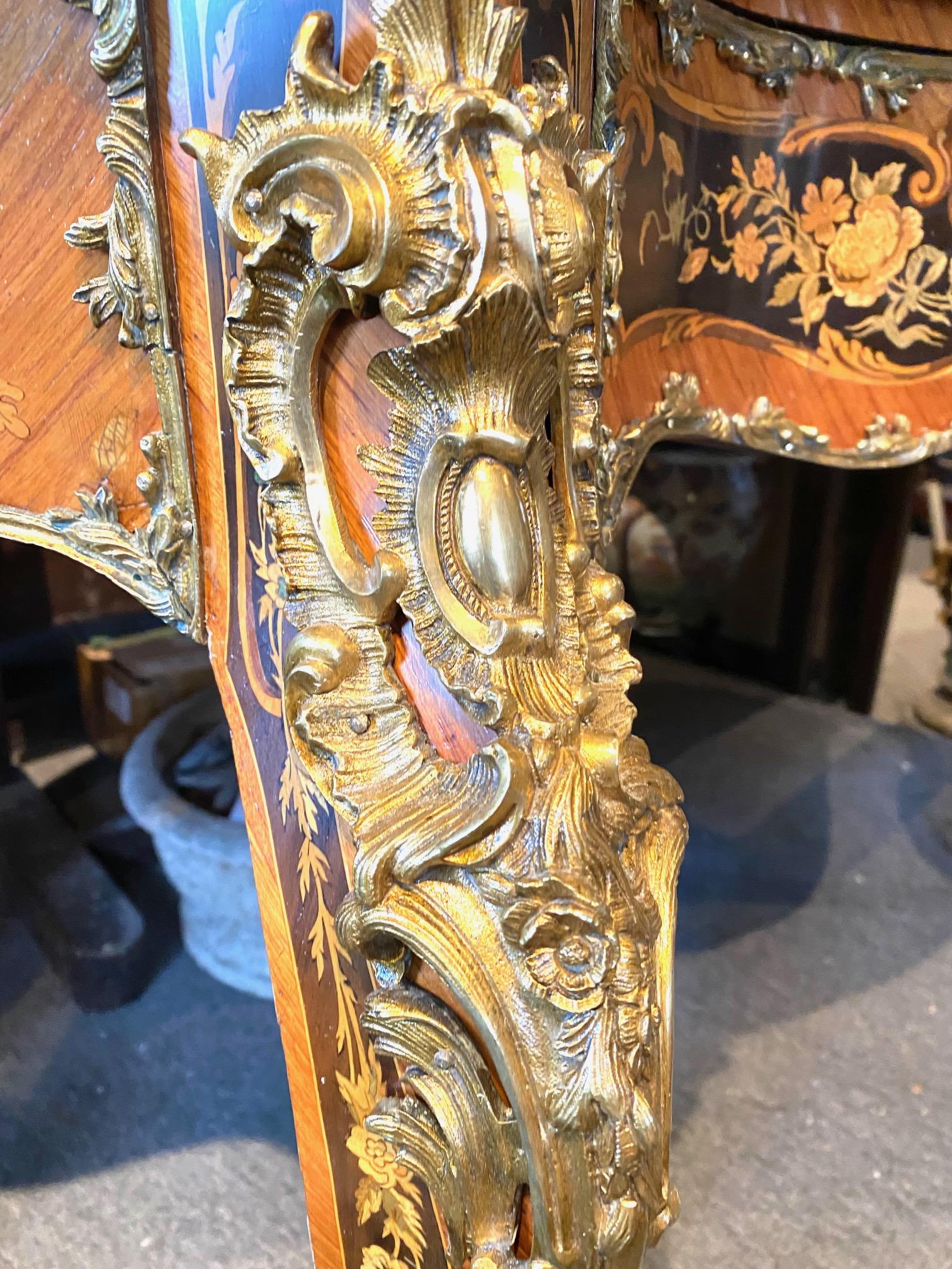 Louis XV Style Extensively Inlaid Marquetry Center Table For Sale 9