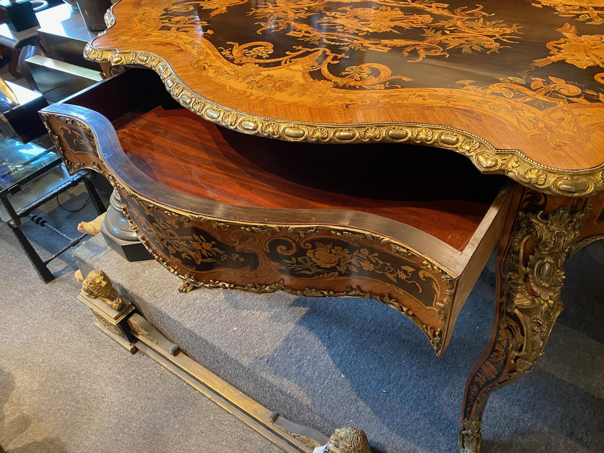 Louis XV Style Extensively Inlaid Marquetry Center Table For Sale 10
