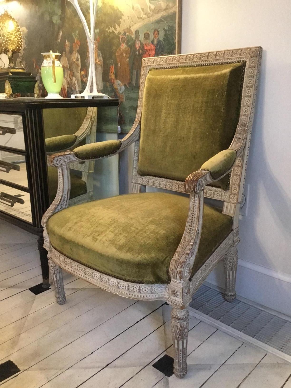 Fauteuils de style Louis XV inspirés du mobilier de Marie-Antoinette en vente 4