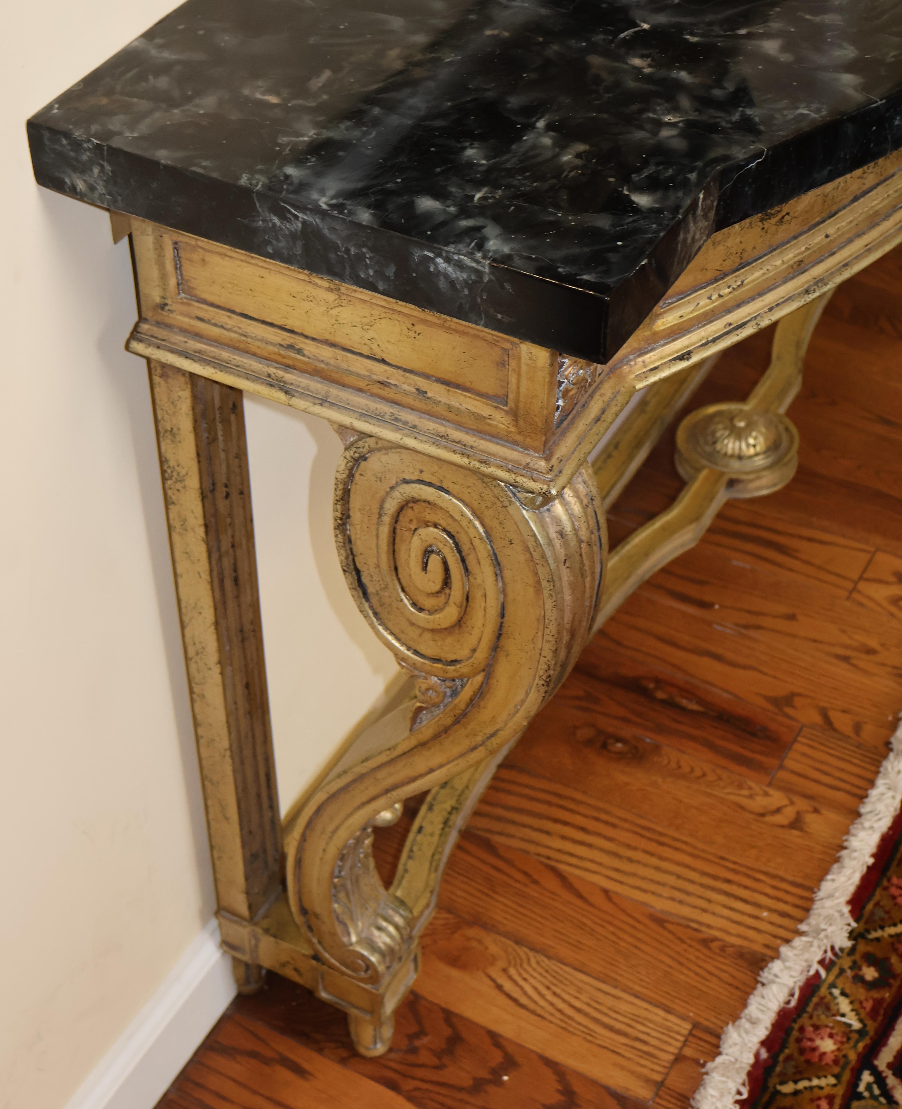 Louis XV Stil Faux Marmor Gold Konsolentisch zugeschrieben Maison Jansen im Angebot 2