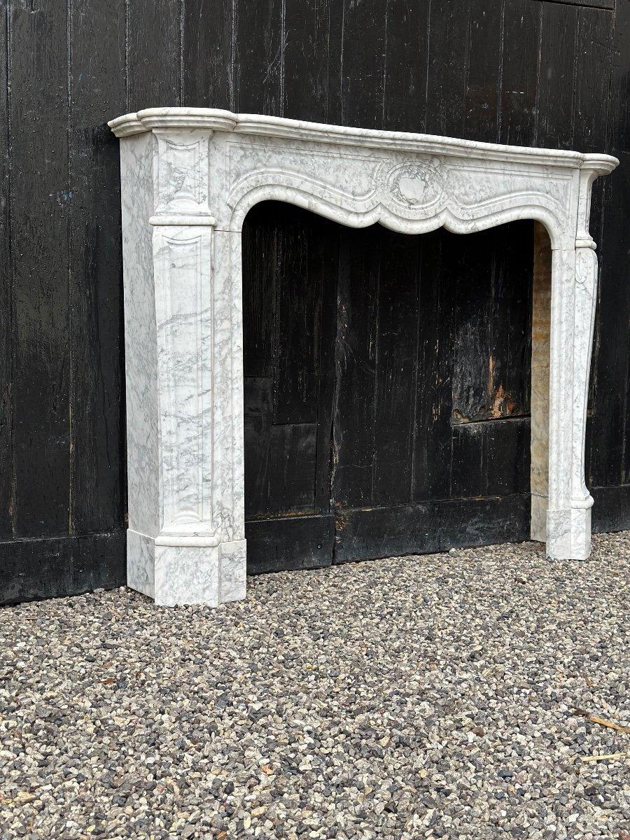 19th Century Louis XV Style Fireplace In Arabescato Marble Circa 1880 For Sale