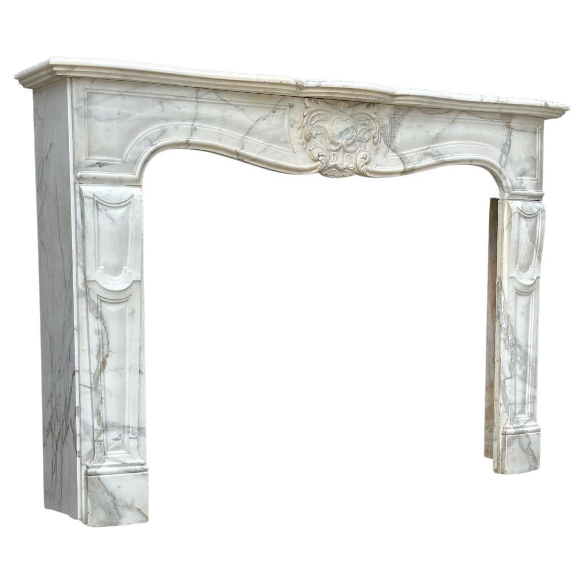 Louis XV Style Fireplace In Arabescato Marble XIXth Century