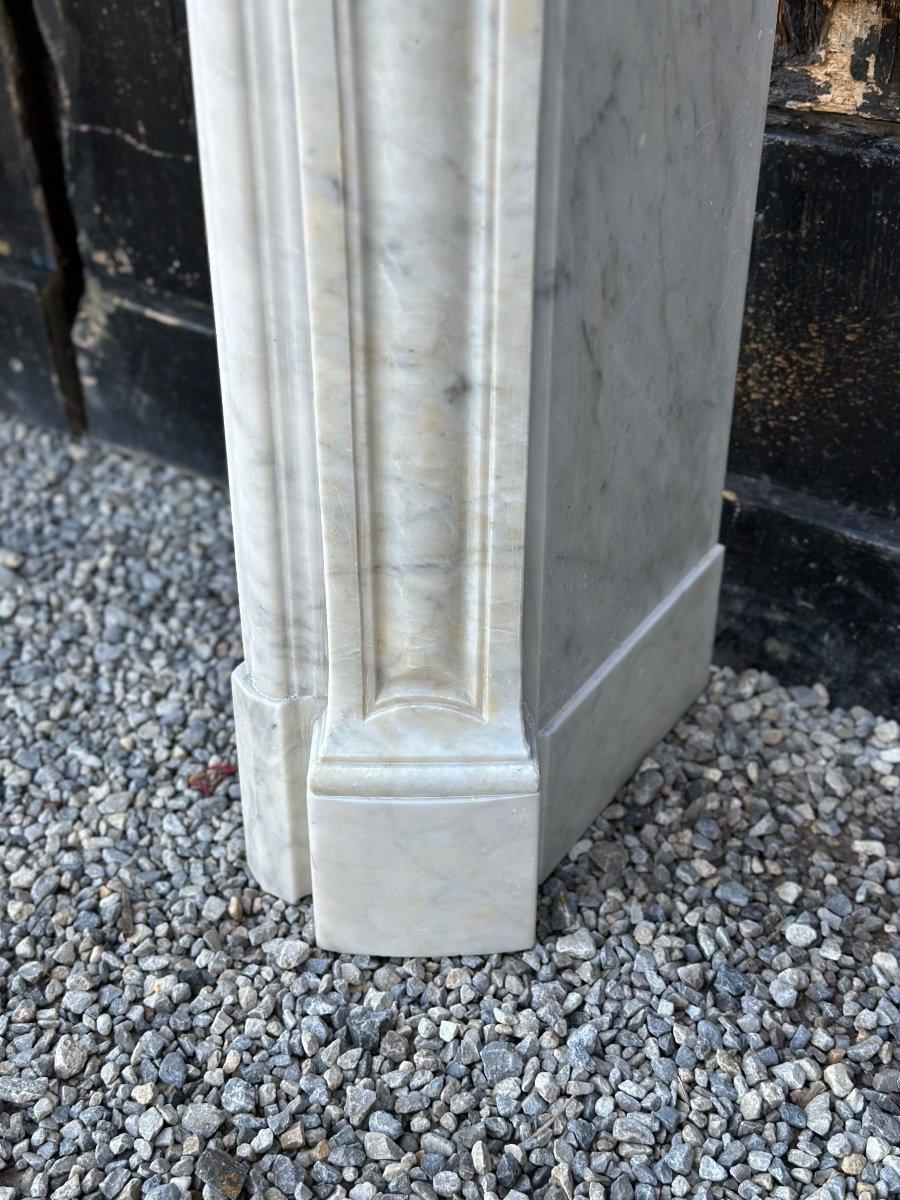Louis XV Style Fireplace In Carrara Marble, circa 1880 For Sale 5