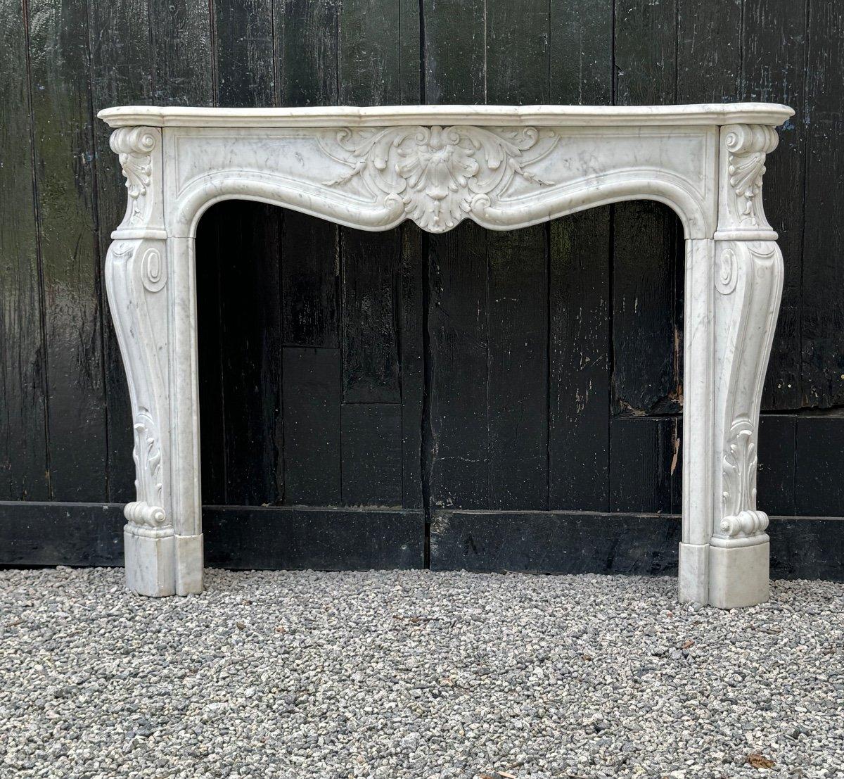 Louis XV Style Fireplace In Carrara Marble Circa 1880 For Sale 7