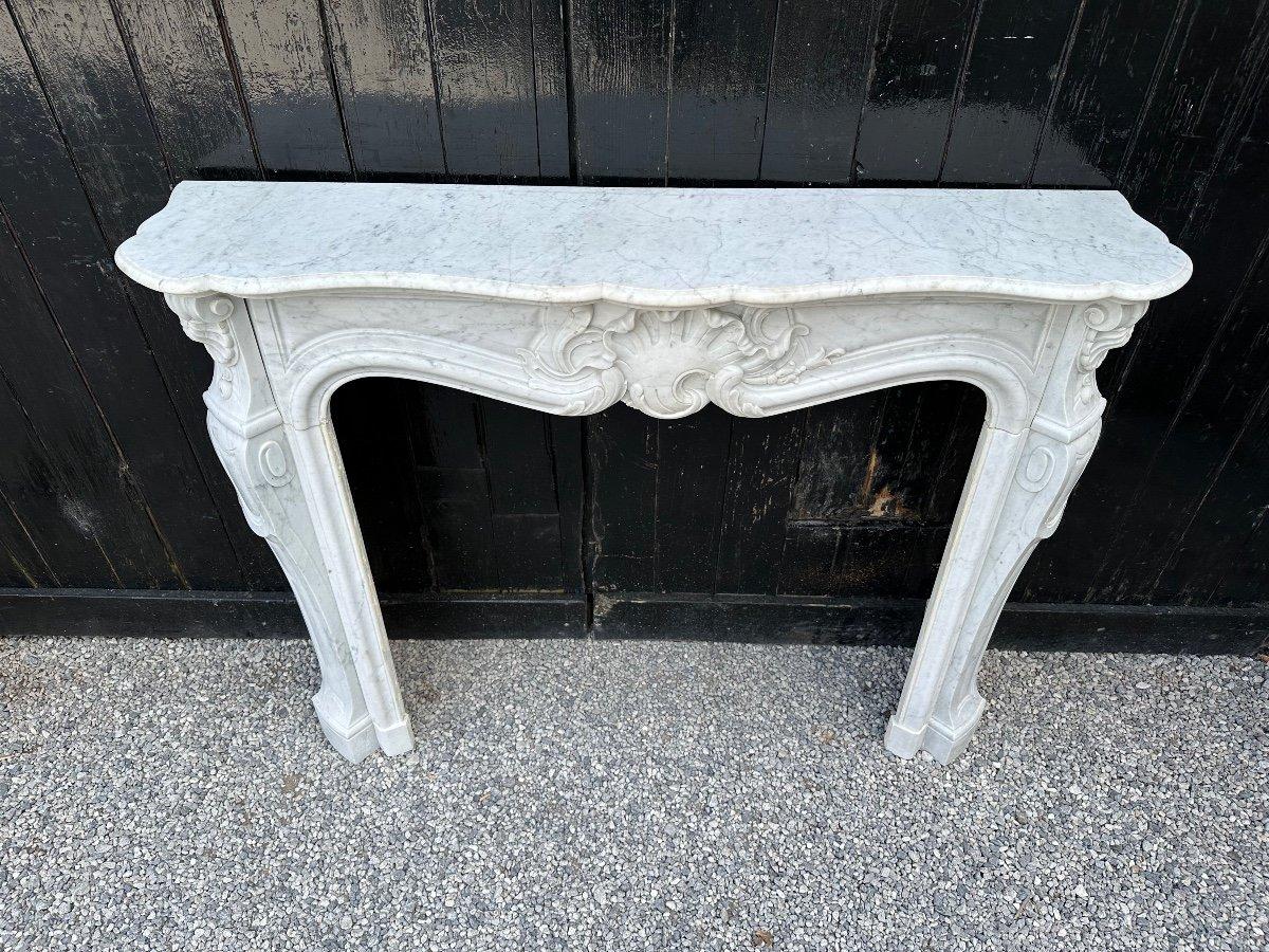 French Louis XV Style Fireplace in Carrara Marble, circa 1880