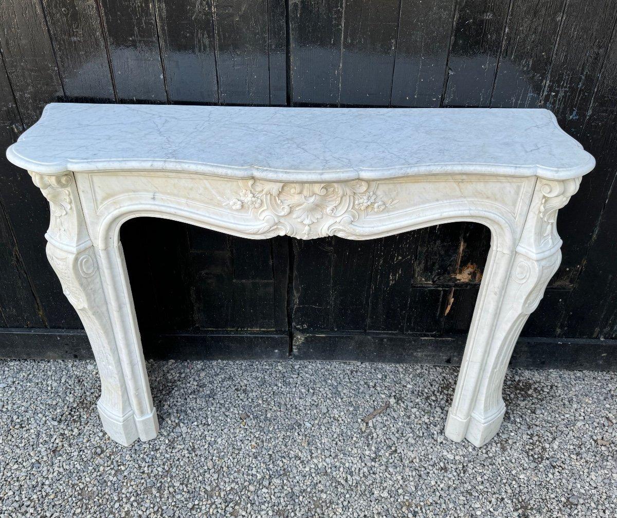 Louis XV Style Fireplace In Carrara Marble Circa 1880 For Sale 2