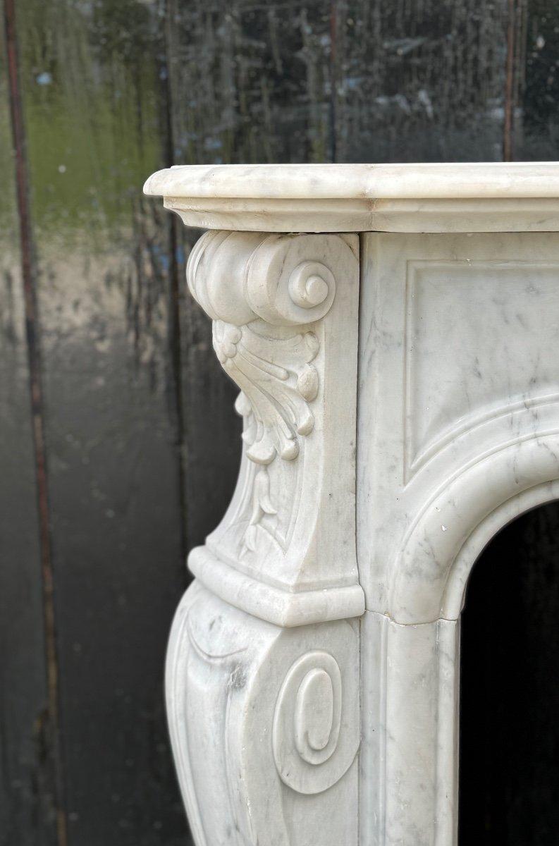 Louis XV Style Fireplace In Carrara Marble Circa 1880 For Sale 3