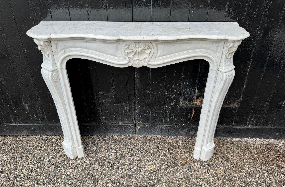 Louis XV Style Fireplace In Carrara Marble Circa 1880 For Sale 4