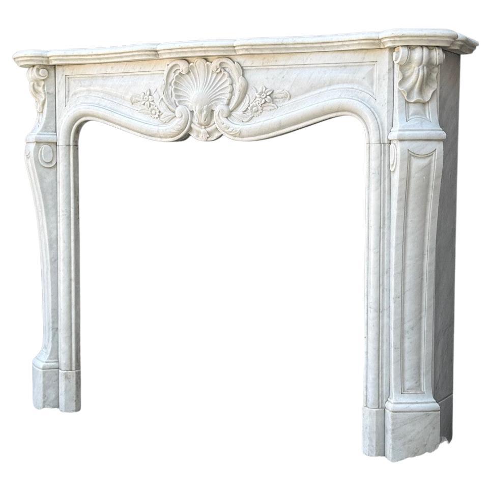 Louis XV style fireplace in Carrara marble, circa 1880