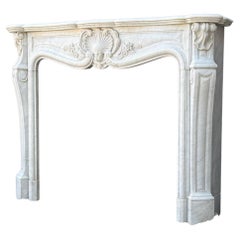 Louis XV style fireplace in Carrara marble, circa 1880