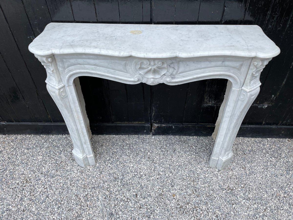 Louis XV Style Fireplace in Carrara Marble circa 1900 3