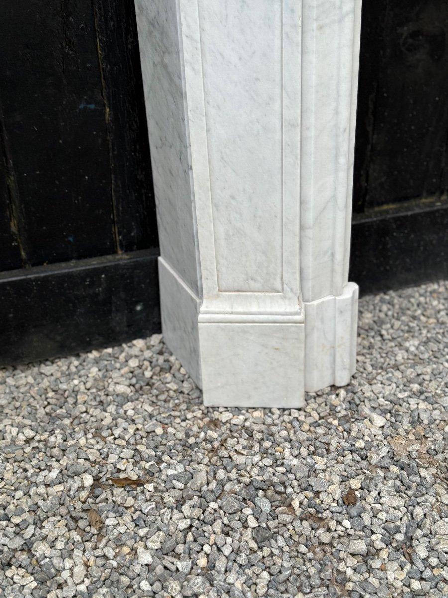 Louis XV Style Fireplace In Carrara Marble Circa 1940 For Sale 1