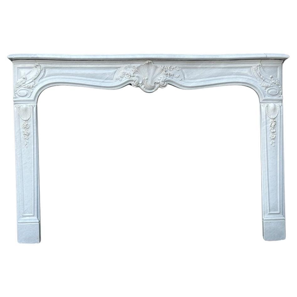Louis XV Style Fireplace In Gray White Carrara Marble Circa 1980 For Sale