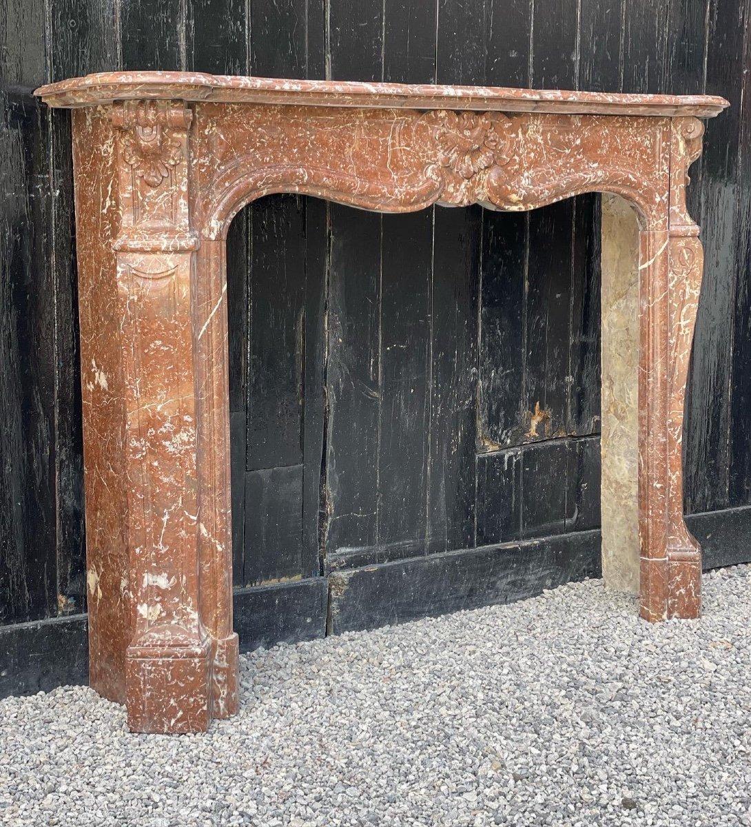 French Louis XV Style Fireplace in Rance Marble circa 1880 For Sale