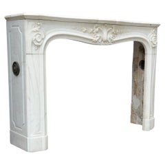 Louis XV style fireplace in Thassos white marble around 1880
