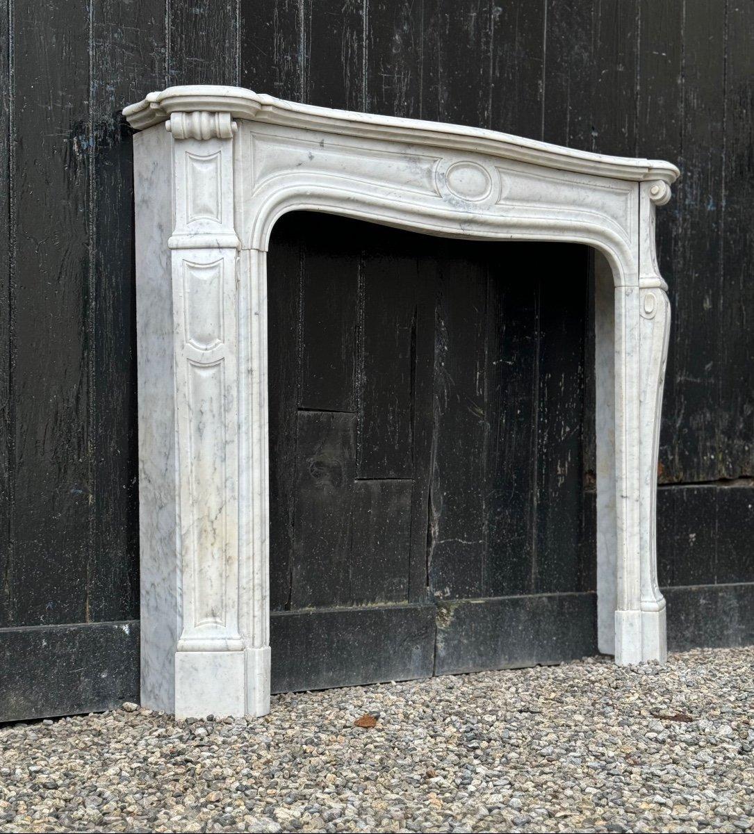 19th Century Louis XV Style Fireplace In White Carrara Marble Circa 1880 For Sale
