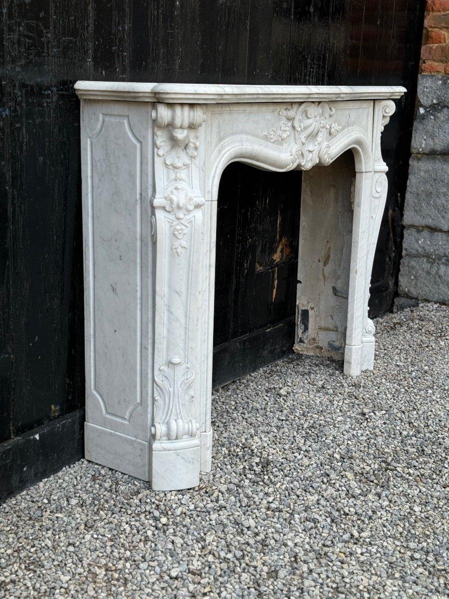 Louis XV Style Fireplace In White Carrara Marble, Circa 1880 2