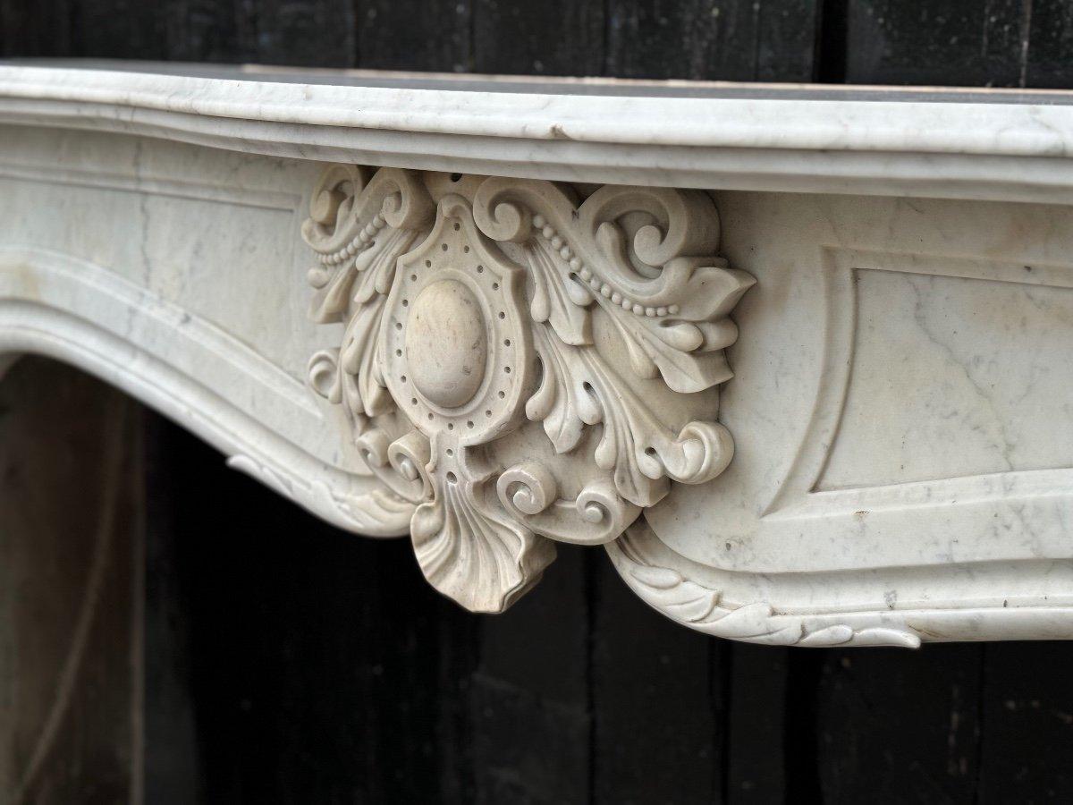 Unknown Louis XV Style Fireplace In White Carrara Marble Circa 1900 For Sale