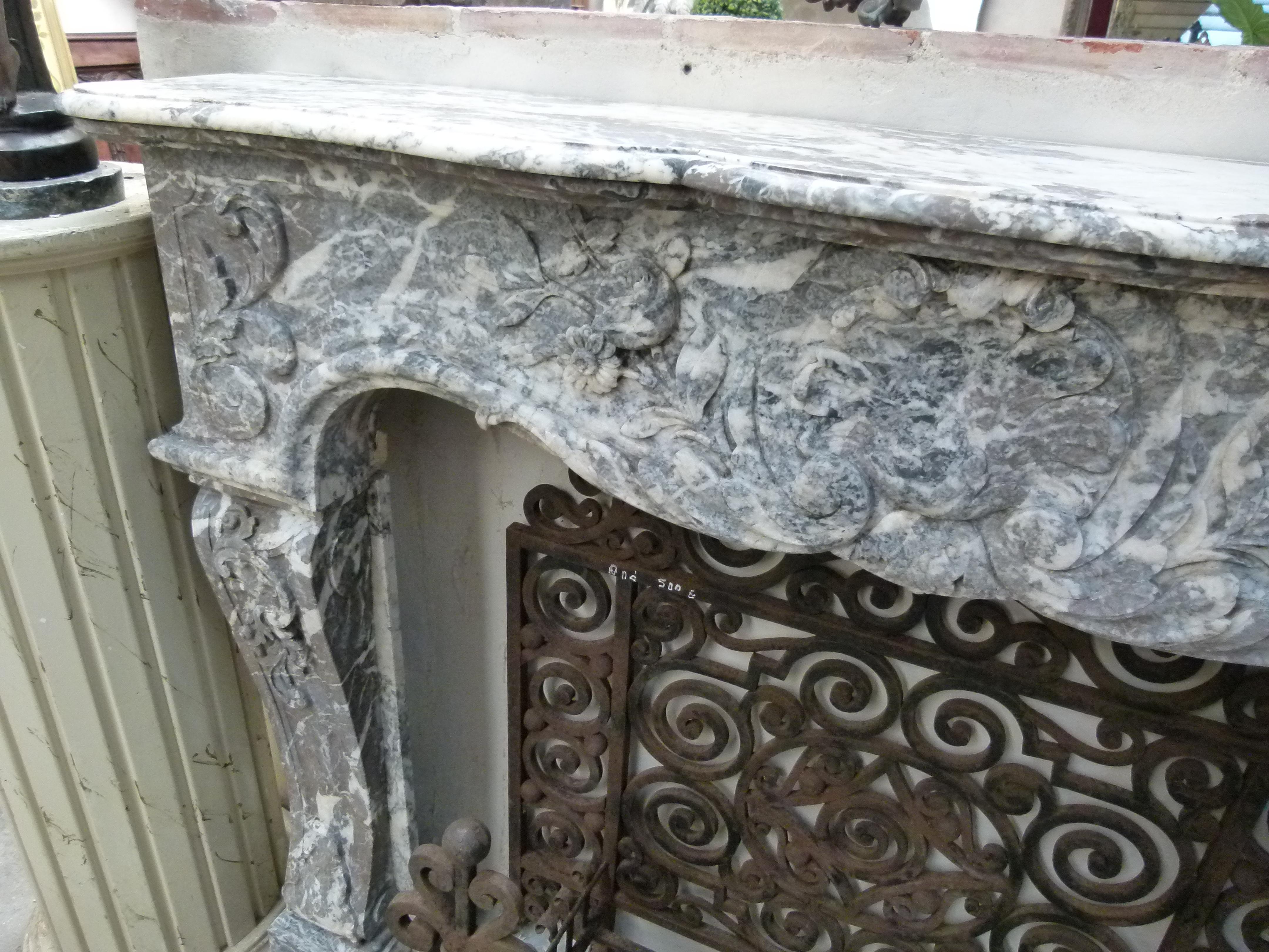 Louis XV Style Fireplace Mantel, Marble, France (Französisch)