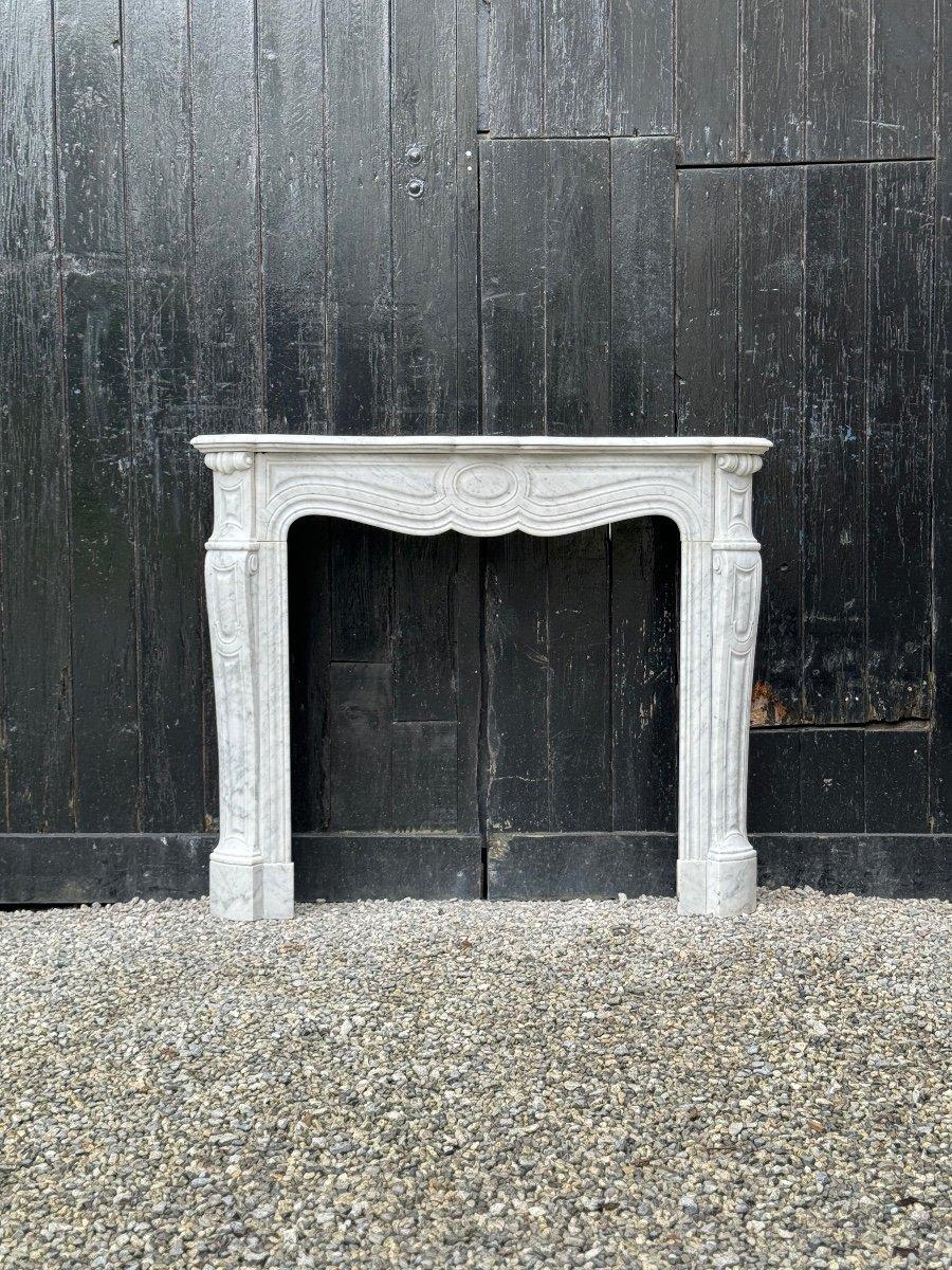 French Louis XV Style Fireplace, Pompadour Model In Carrara Marble, Circa 1900 For Sale