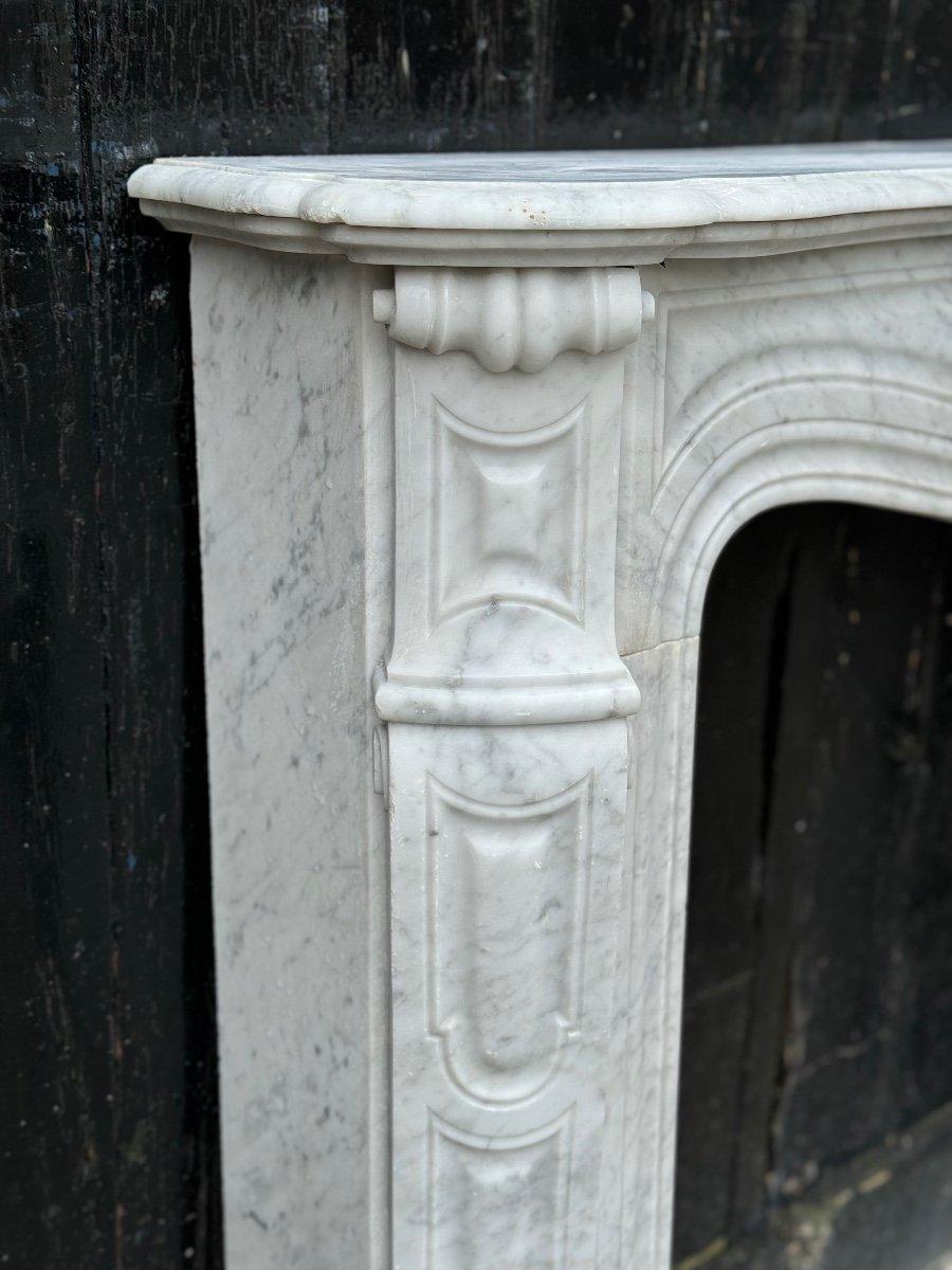 20th Century Louis XV Style Fireplace, Pompadour Model In Carrara Marble, Circa 1900 For Sale